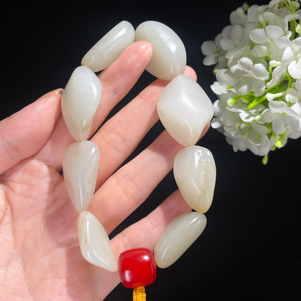 新疆和田玉白玉青白玉淡洒金皮原籽手串（8颗）（yc488942）