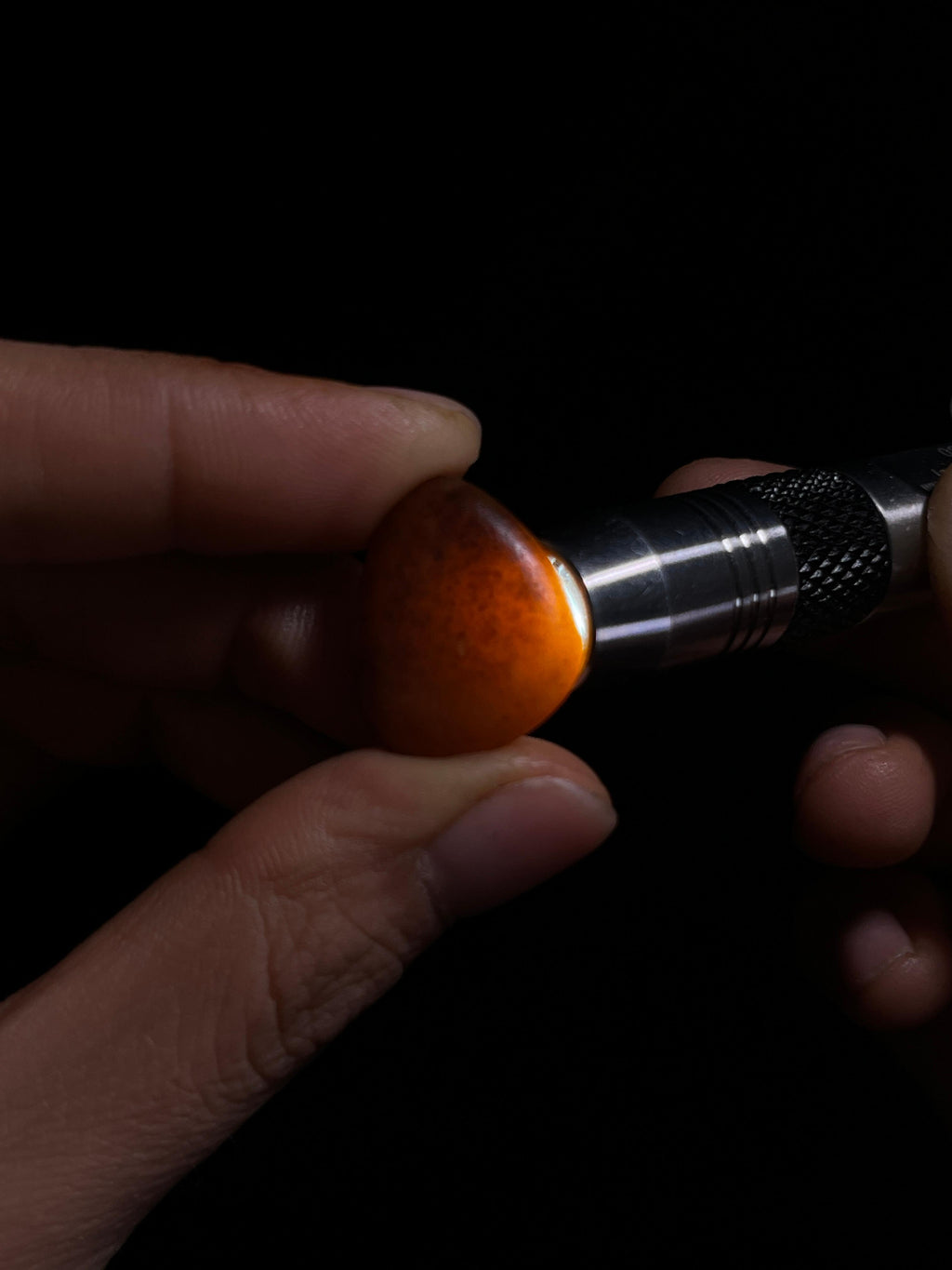 新疆天然和田玉黄沁籽料原石挂件（yc263901）