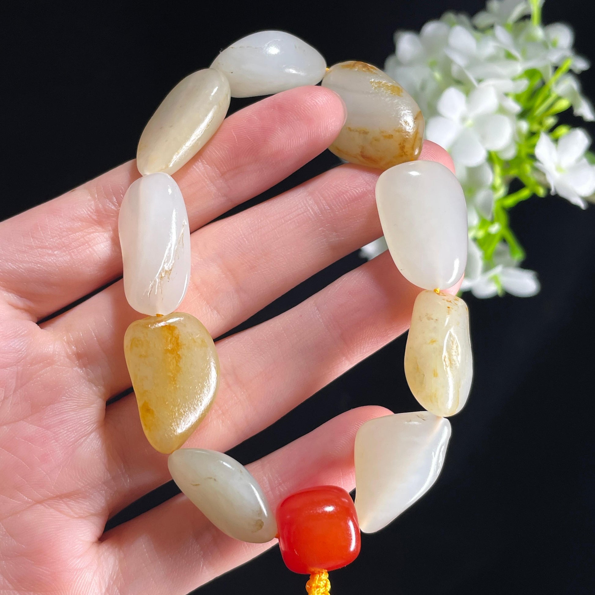 新疆天然和田玉白玉青白玉洒金皮原籽手串（9颗）（yc396034）