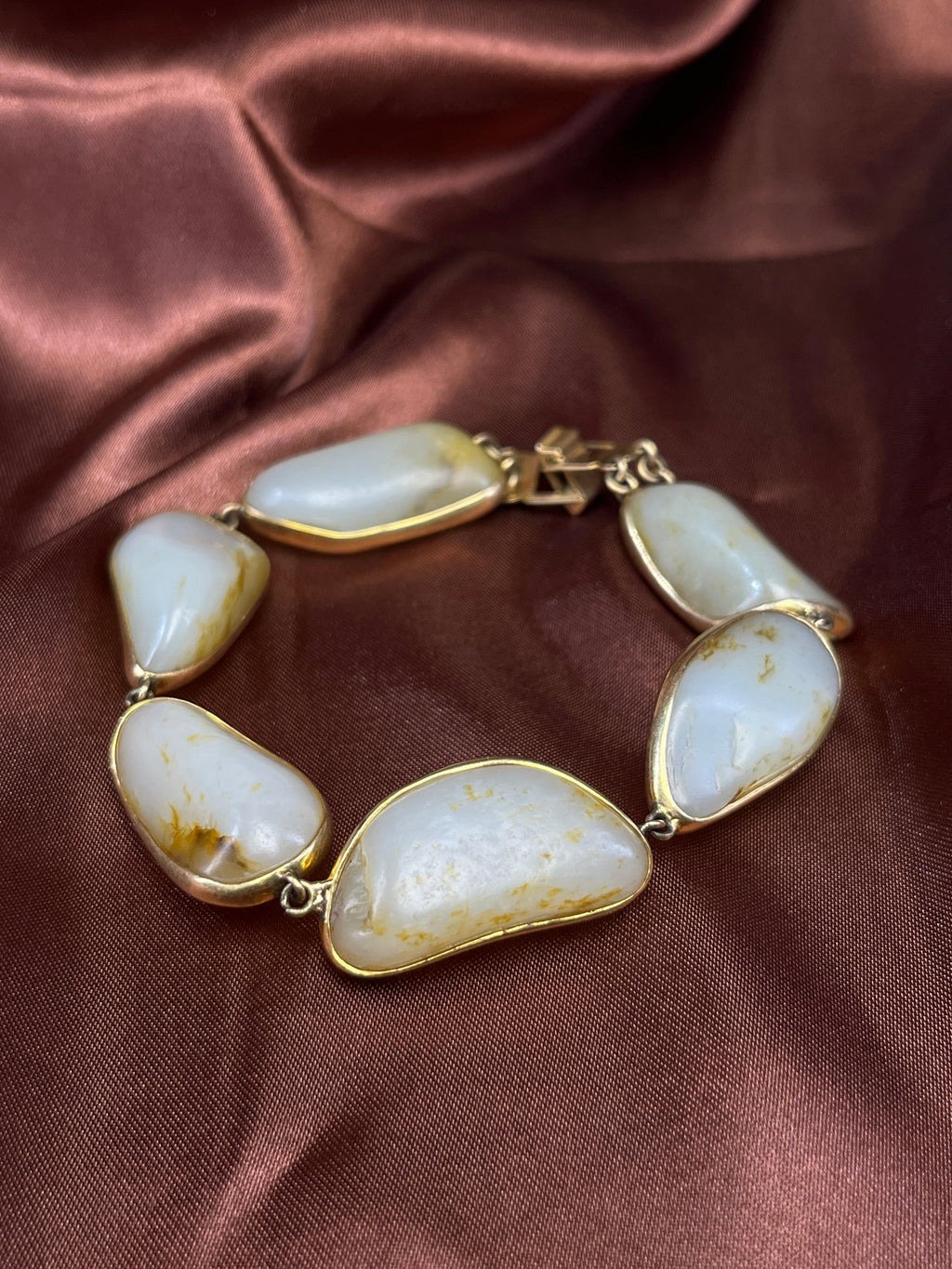 新疆和田玉籽料原石18k金包玉手串（yc235757）