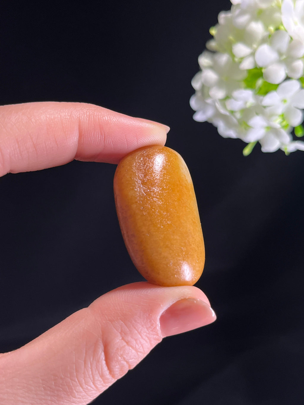 新疆天然和田玉“金粟凝脂”黄沁皮籽料原石（yc277051）