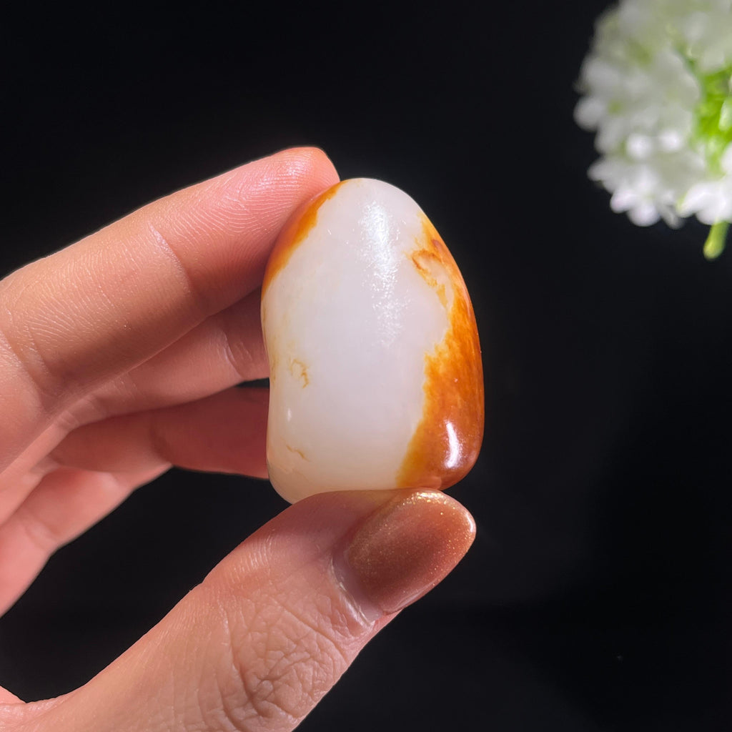 和田玉白玉“流霞环月”双面聚红皮珍品籽料（yc387424）