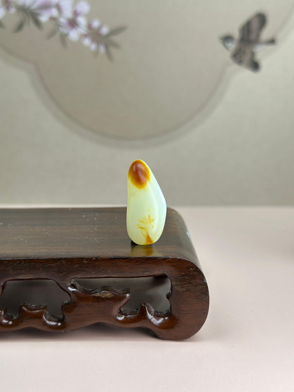 珍品新疆和田玉聚红皮白玉籽料（yc780093）
