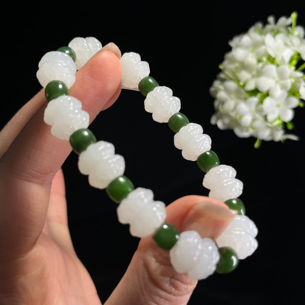 新疆天然和田玉“莲华缀碧”白玉莲花设计款手串（yc302234）