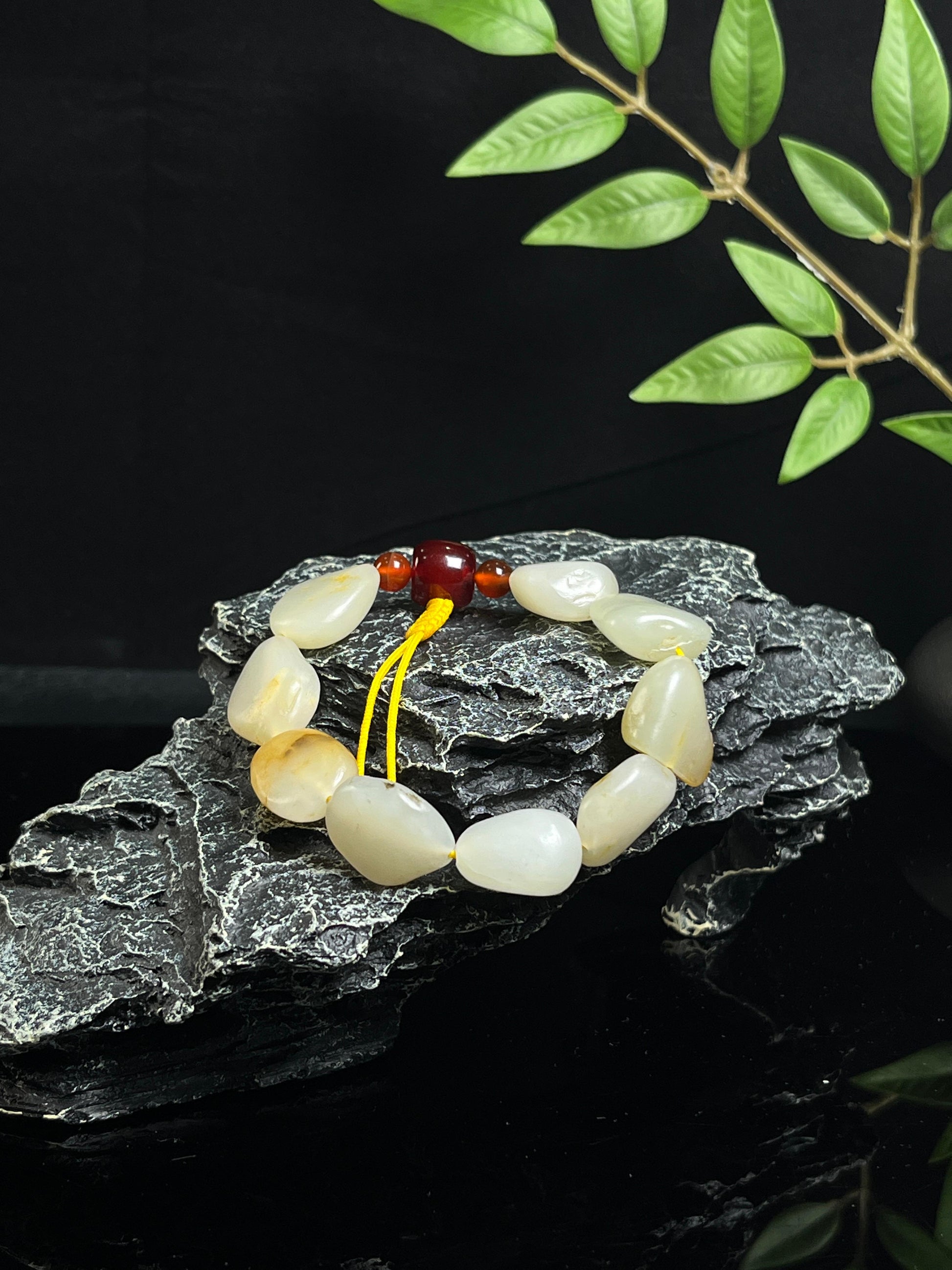 新疆天然和田玉籽料原石手串原皮原色（yc230364）