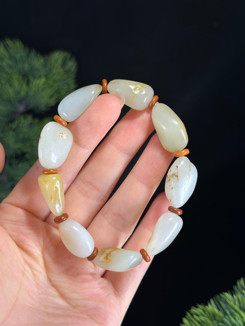新疆和田玉白玉青白玉洒金皮原籽手串（9颗）（yc461589）