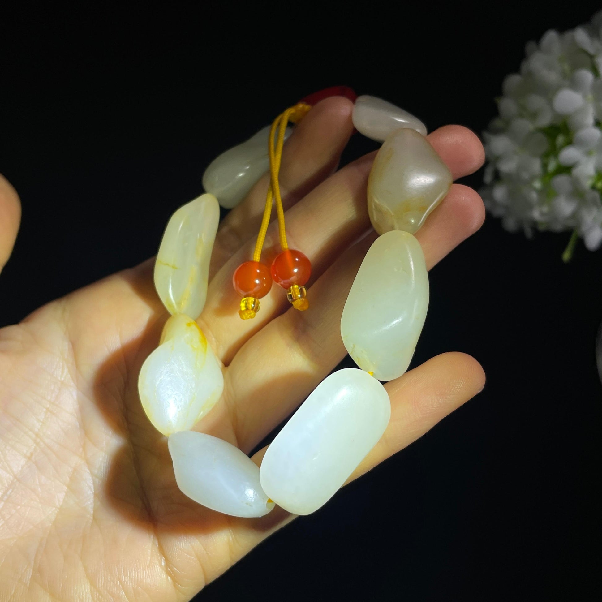 和田玉白玉洒金皮“清瑶串月”籽料原籽手串（yc320305）