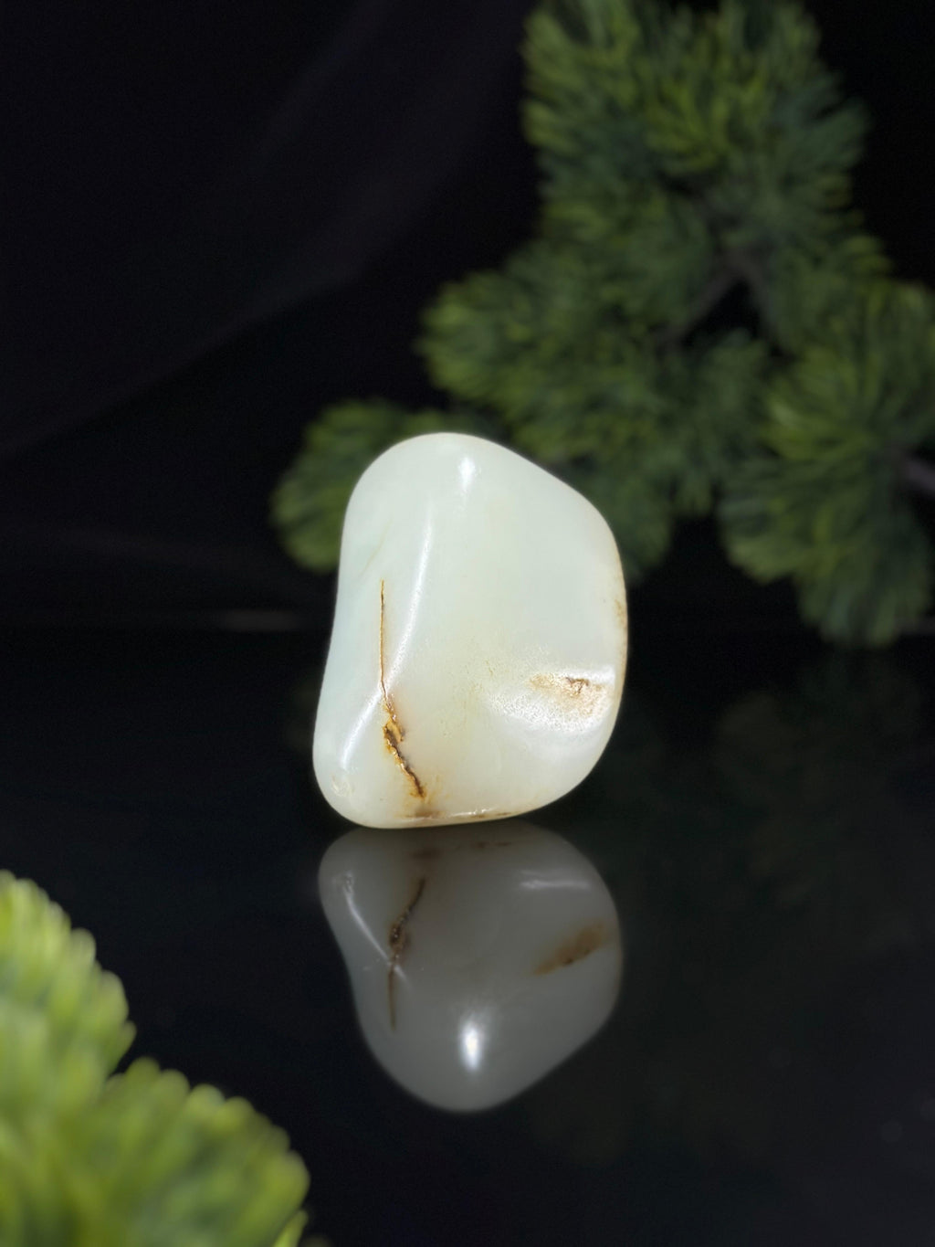 新疆和田玉白玉洒秋梨皮臻品籽料手把件（yc504705）