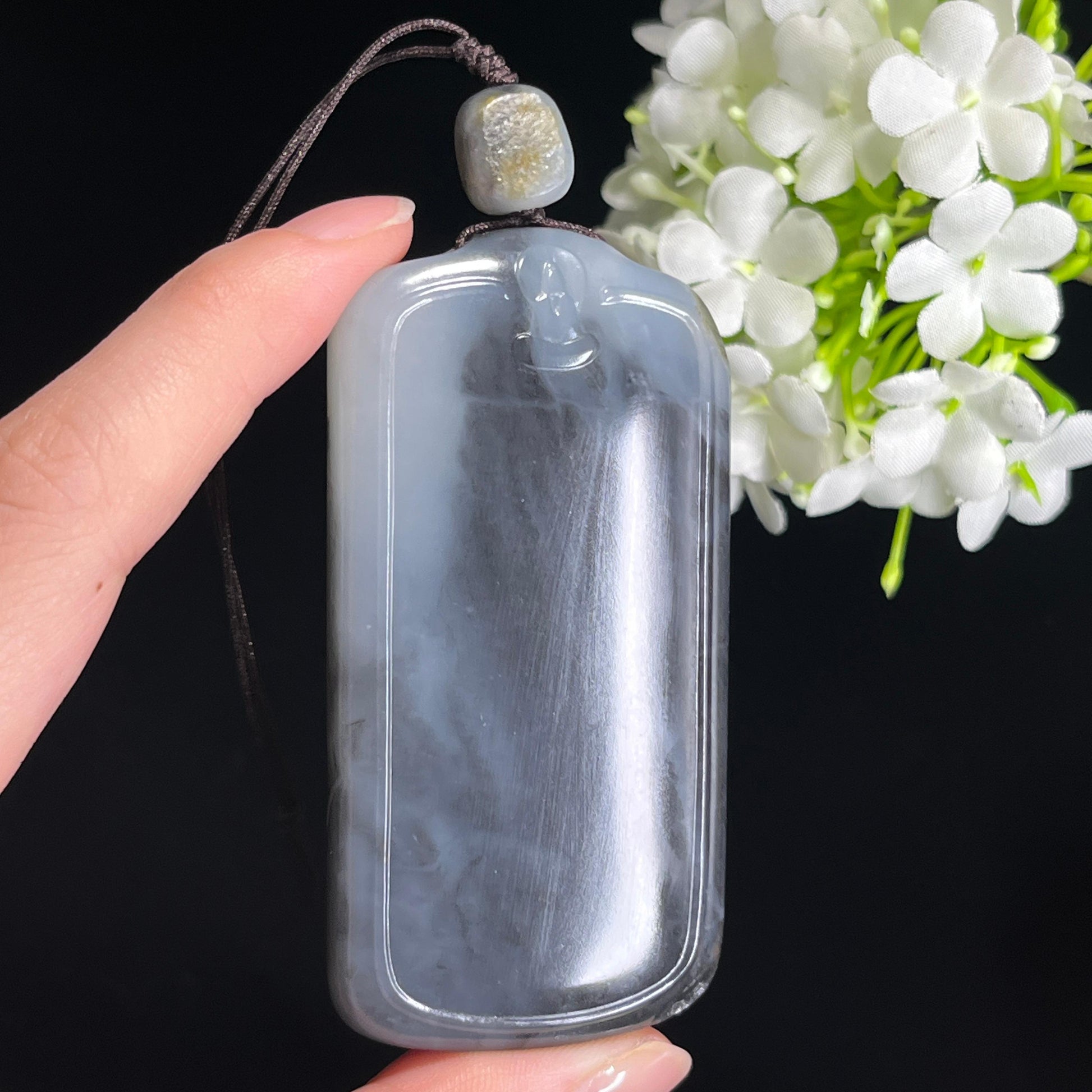 天然和田玉“墨海听禅”籽料青花平安无事牌（yc339127）