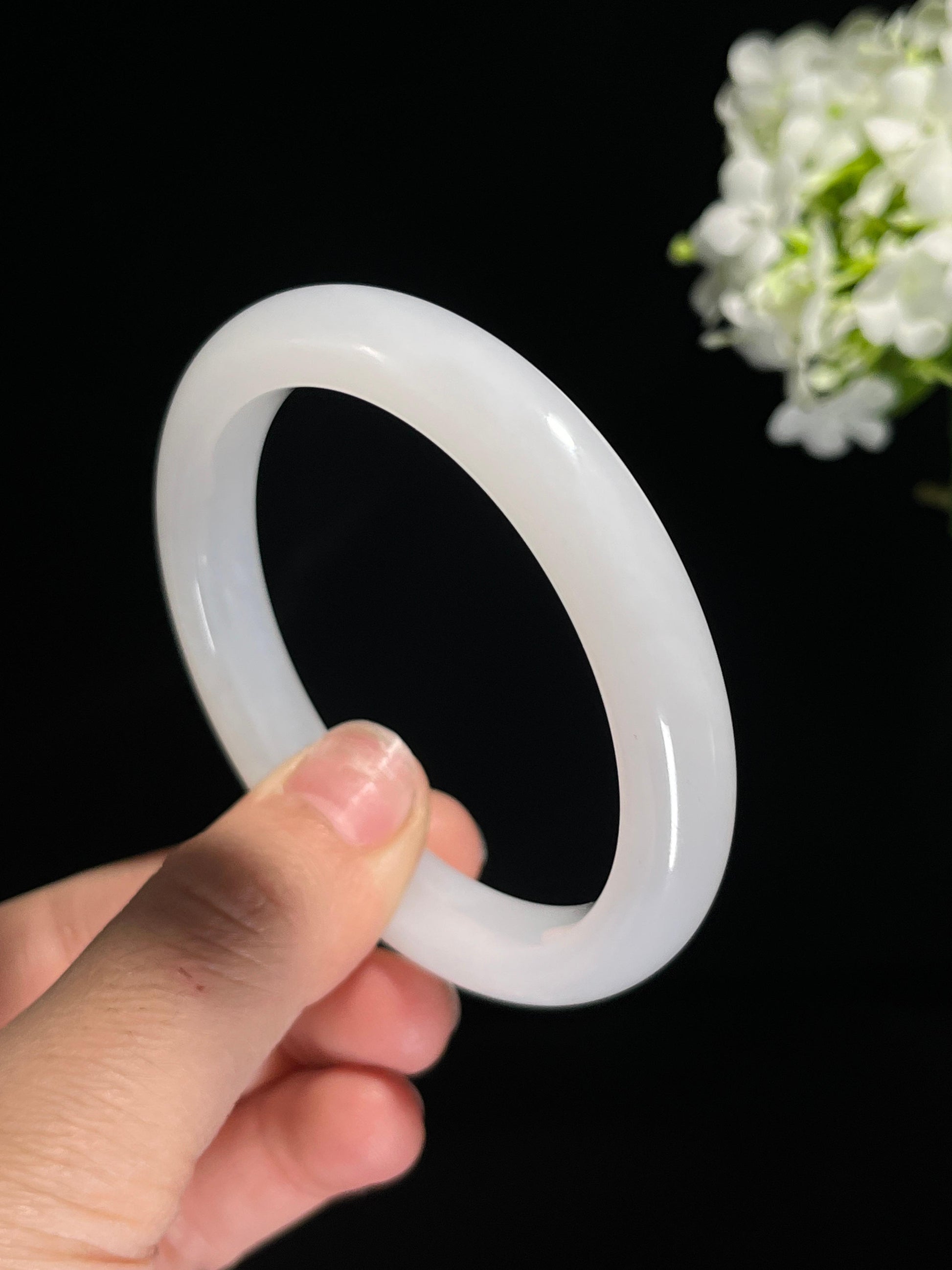 新疆天然和田玉羊脂白玉手镯精品7（卡58）（yc258376）