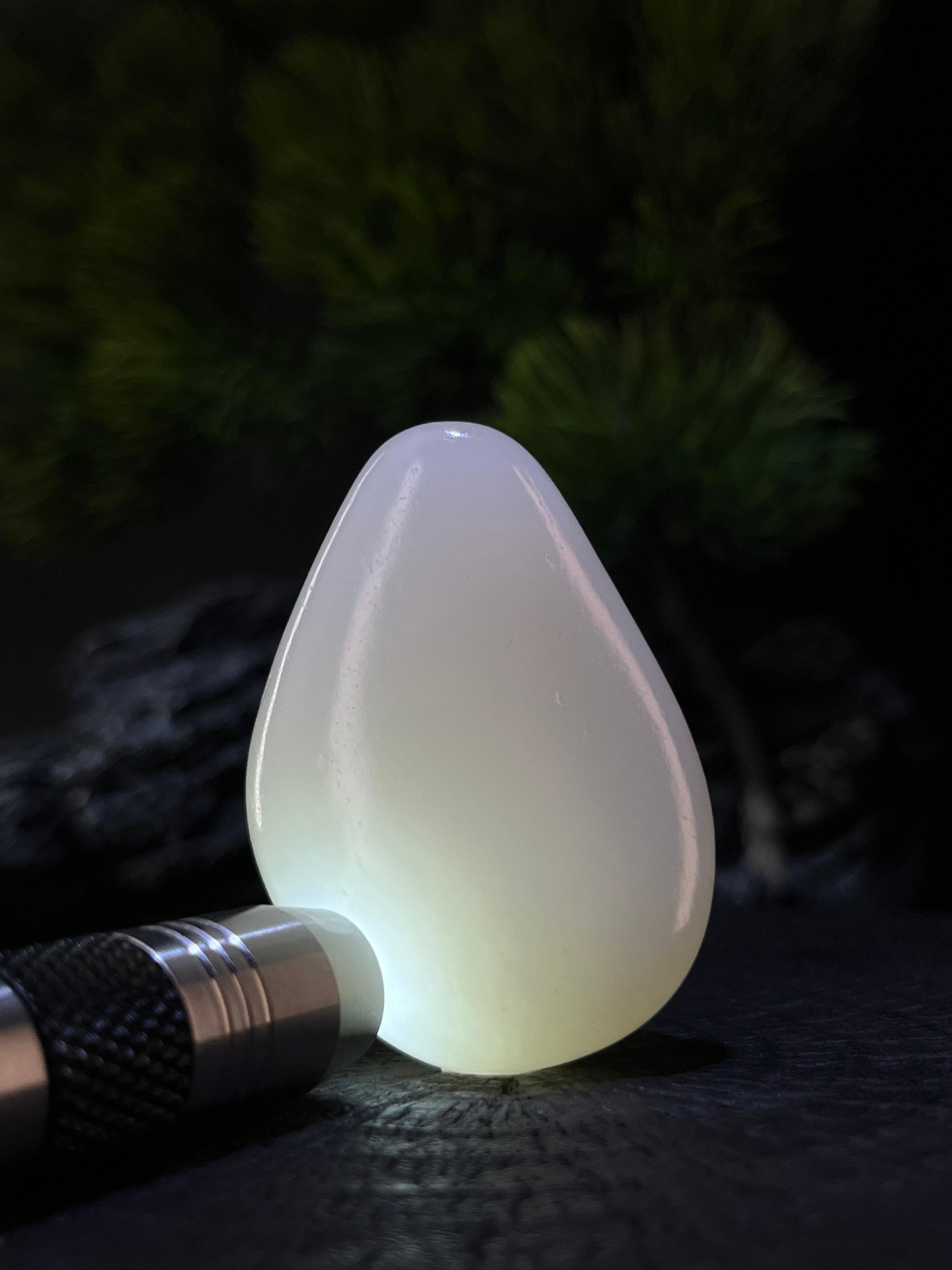 和田玉一级白籽料原石挂件（yc228108）