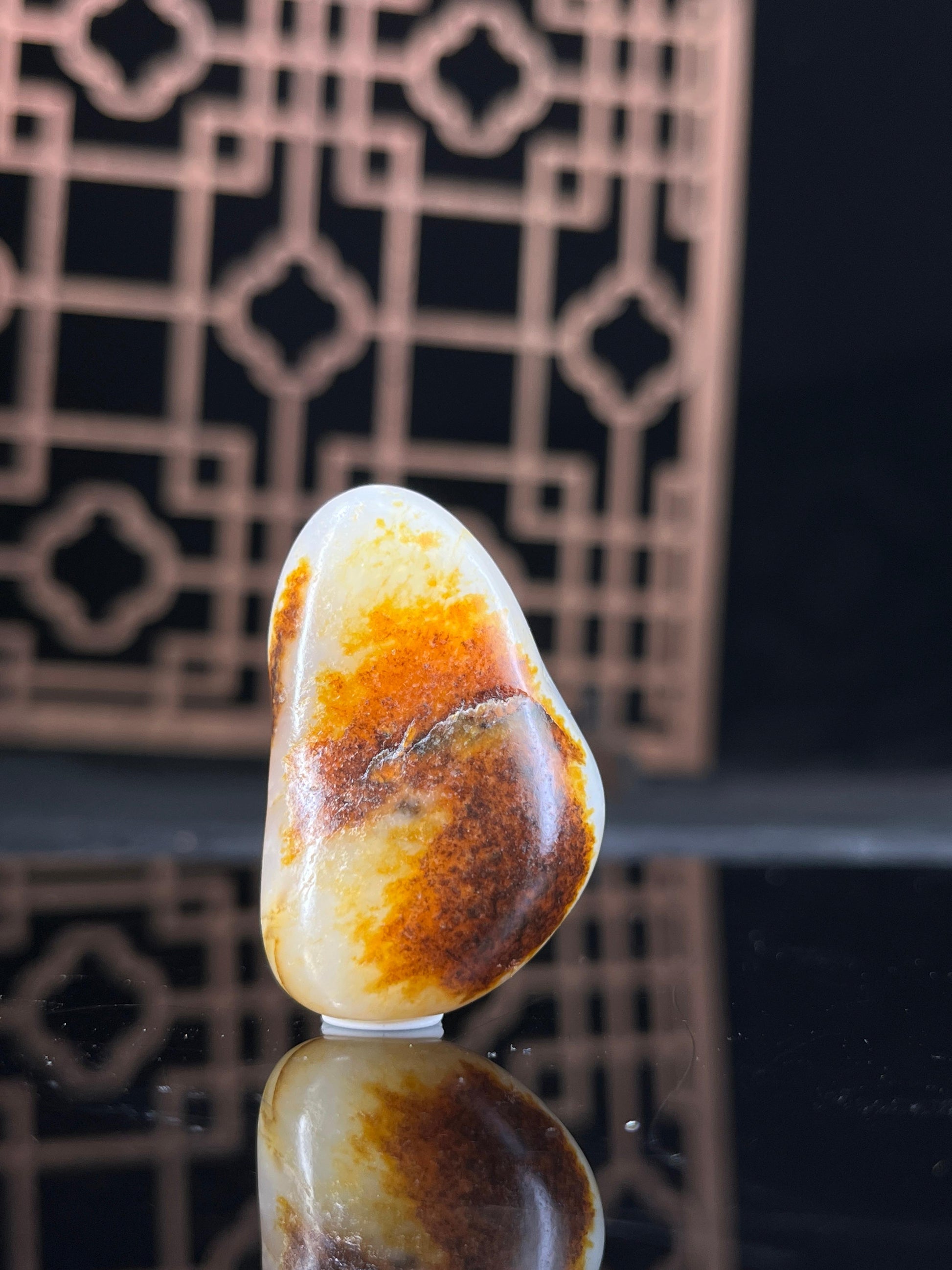 新疆和田玉白玉籽料原石聚红皮挂件5（yc234068）