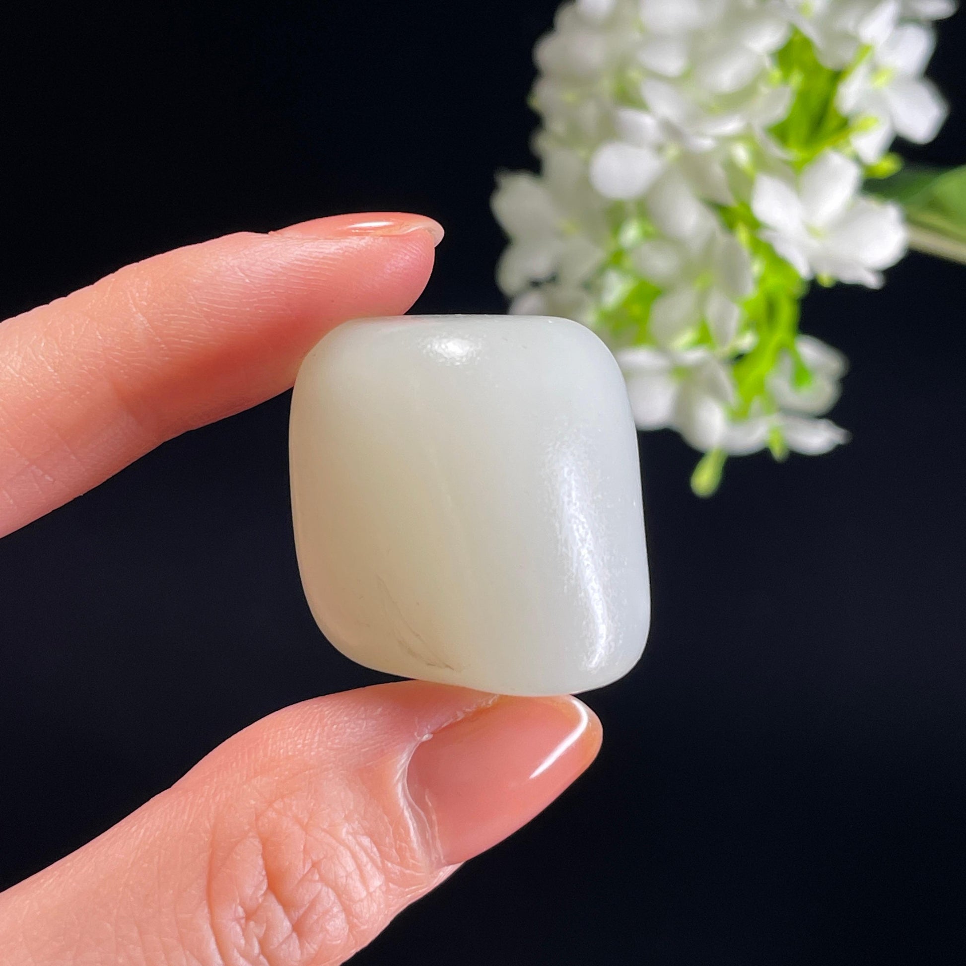 和田玉一级白“明月清辉”光白籽籽料（yc342063）