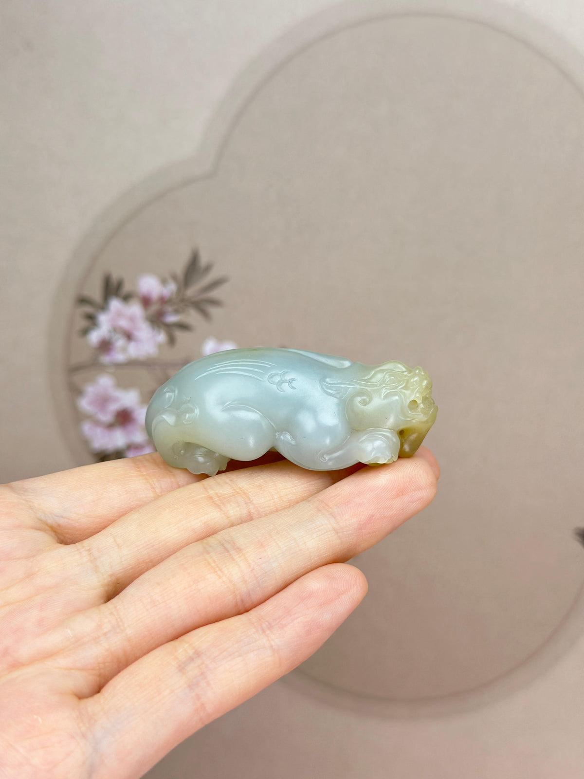 和田玉且末蓝带糖貔貅挂件（yc775464）