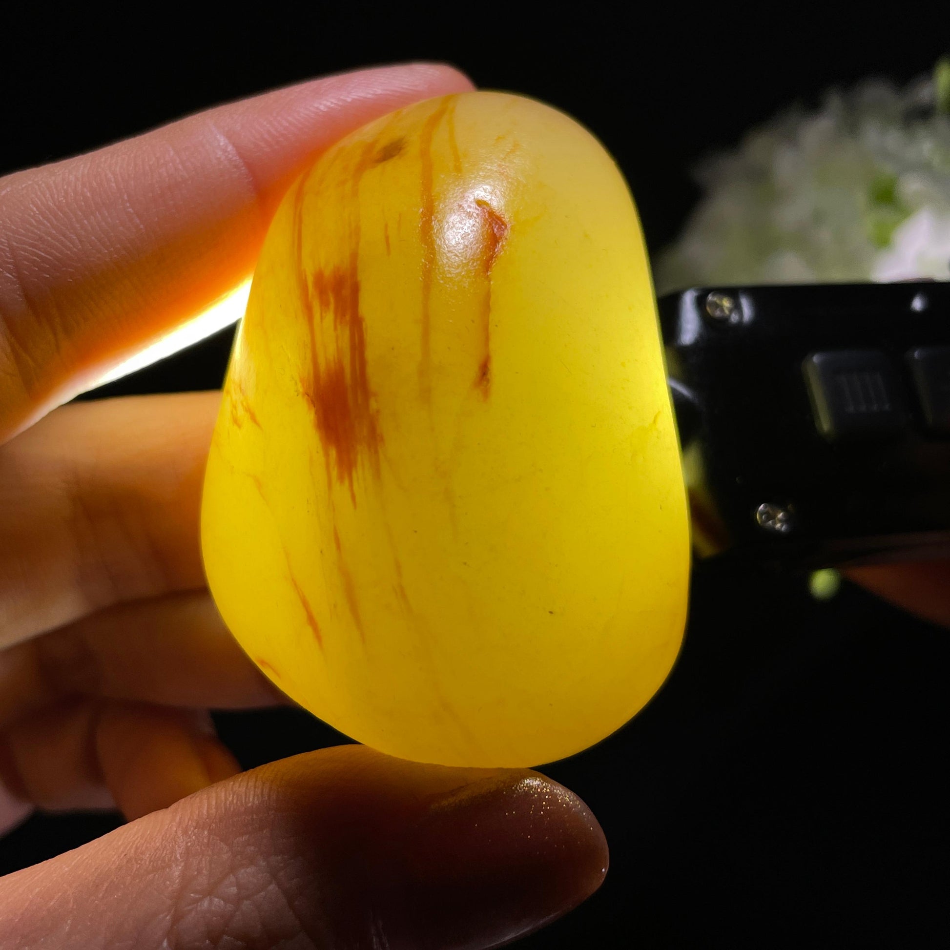 和田玉白玉“江波映红”洒金聚红皮籽料（yc392625）