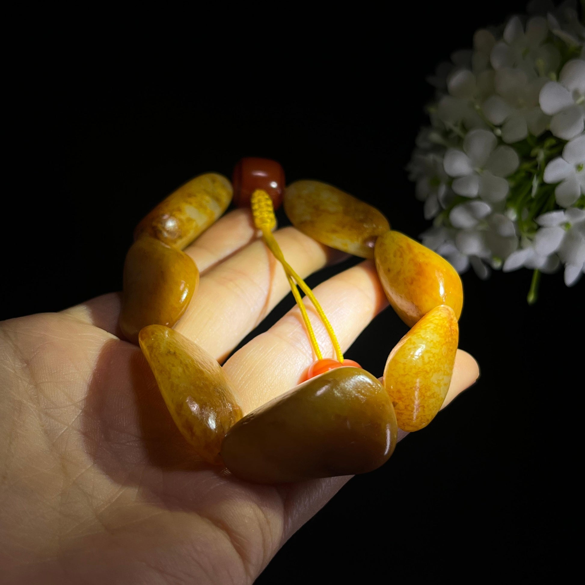 和田玉黄沁籽料原籽手串（yc329133）