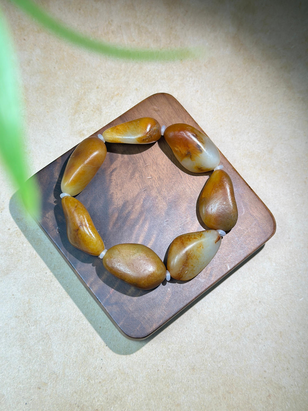 新疆和田玉洒金皮红皮珍品原籽手串（7颗）（yc748548）