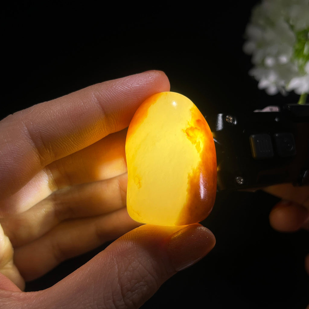 和田玉白玉“流霞环月”双面聚红皮珍品籽料（yc387424）