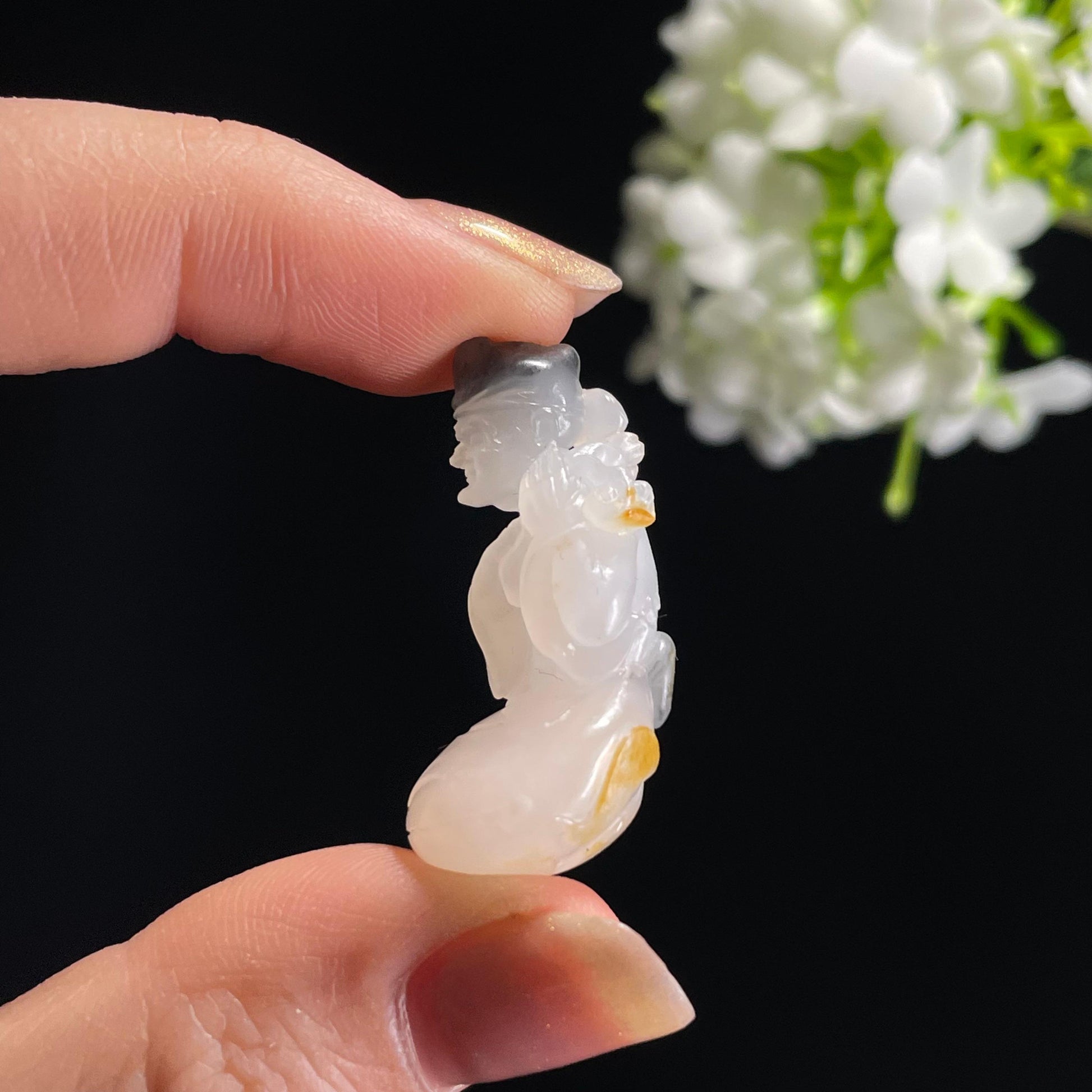 和田玉白玉青花洒金皮“自在活佛”籽料济公雕刻挂件（yc314014）