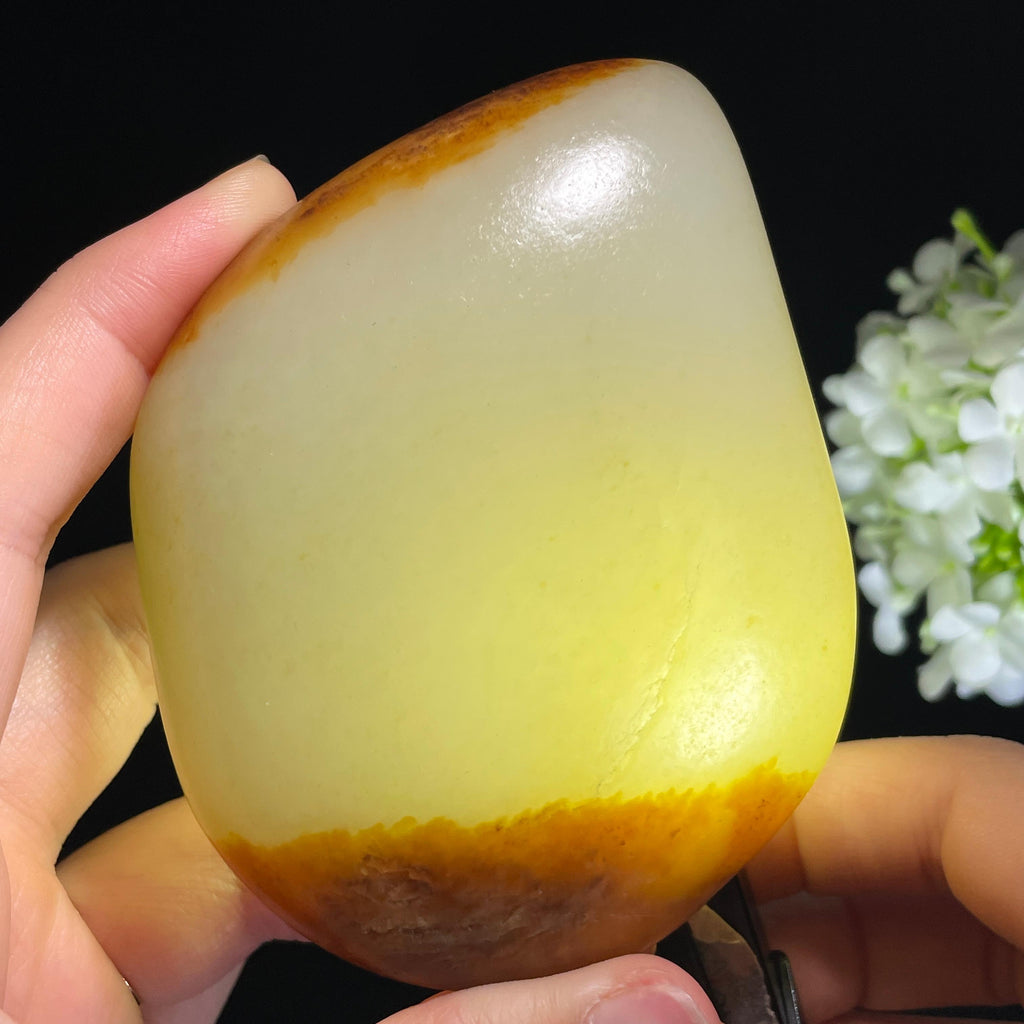 新疆和田玉“秋漫两极”白玉聚红皮天地皮籽料（yc443202）