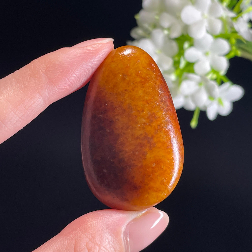 和田玉黄沁“昆仑金栗”红皮秋梨皮籽料（yc326401）