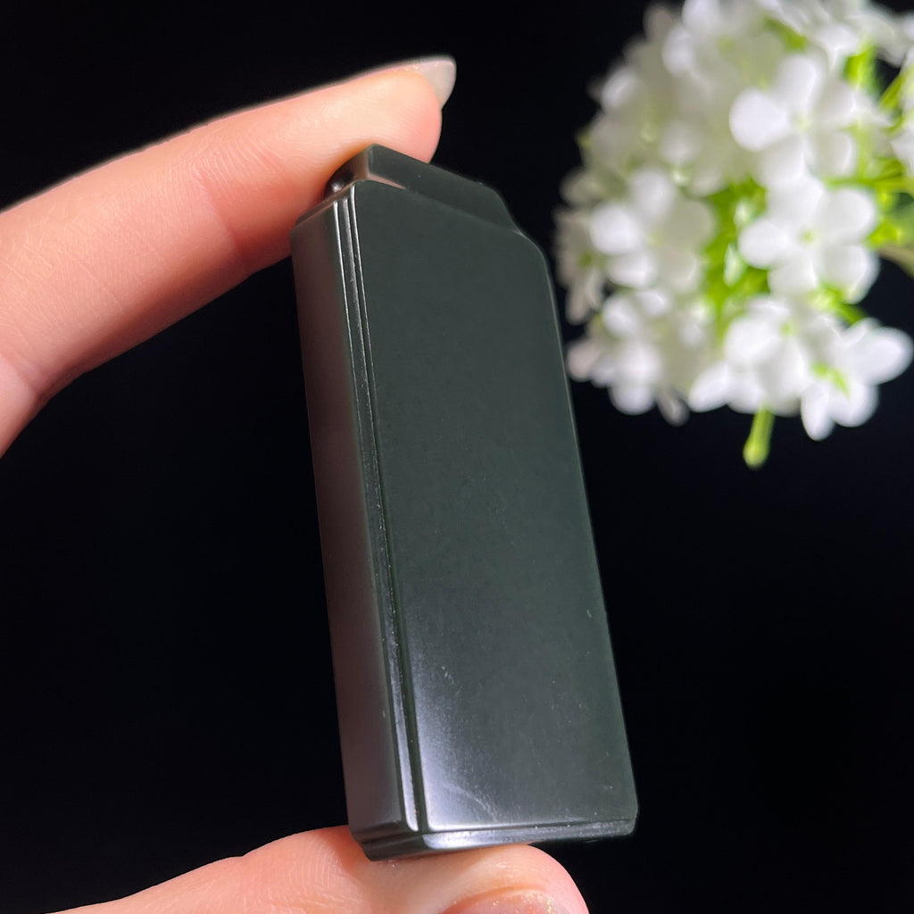 新疆天然和田玉“静水沉渊”黑青平安无事牌（yc330205）