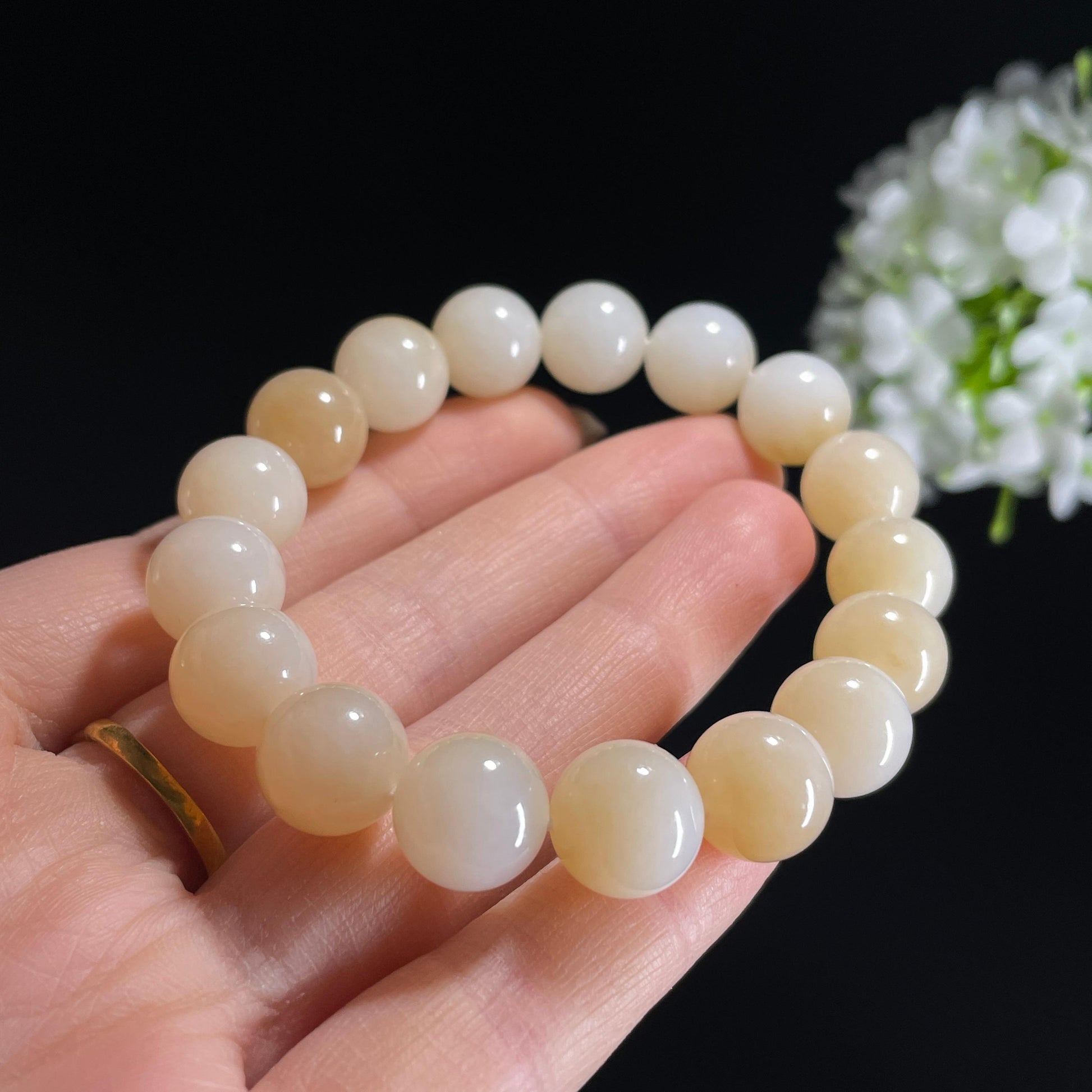 和田玉糖白玉“晴云映日”圆珠手串（yc332132）