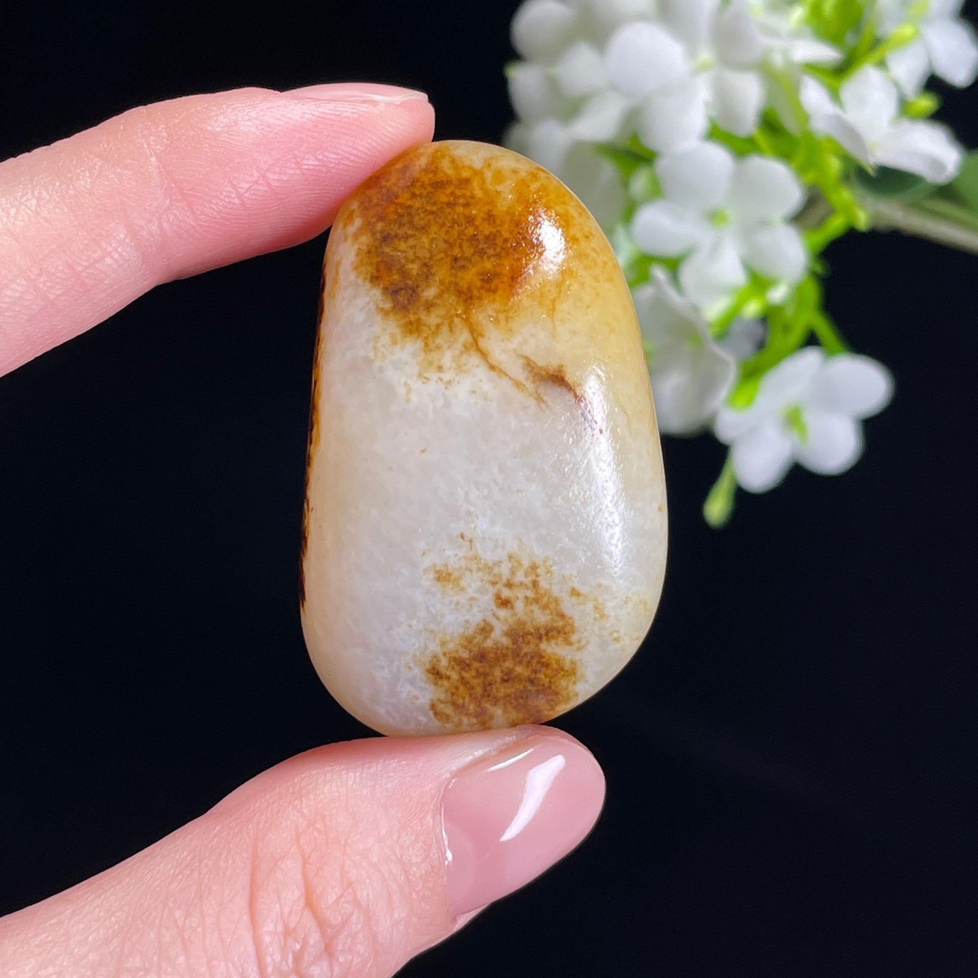 和田玉暖白种“山月留痕”秋梨皮籽料（yc314420）