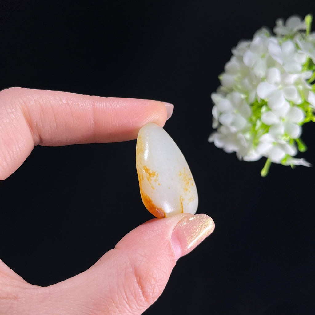 和田玉白玉“金雨坠珠”红皮洒金皮籽料（yc350687）