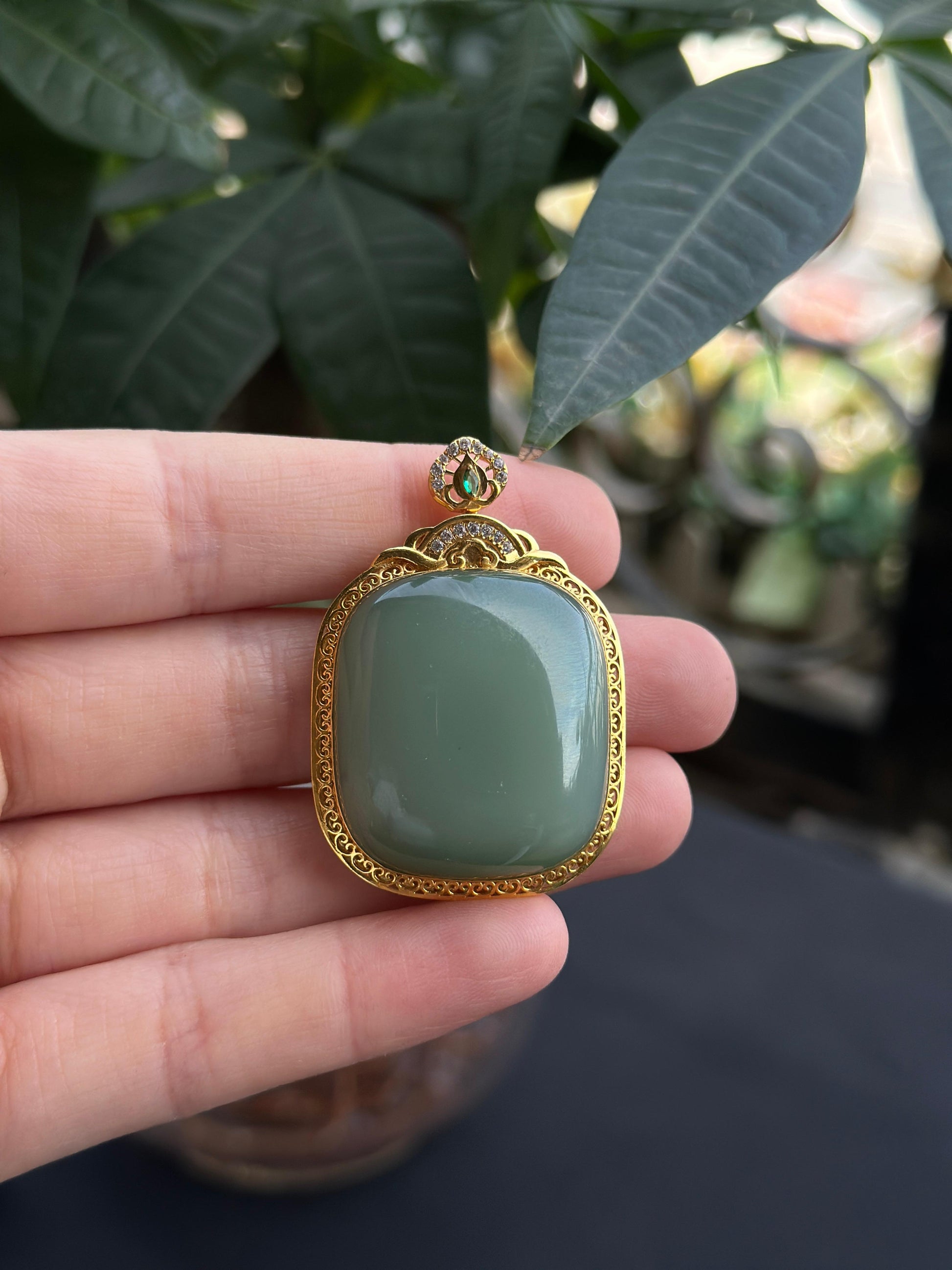 和田玉精品18K 金镶碧玉粉青方糖无事牌挂件（yc704543）