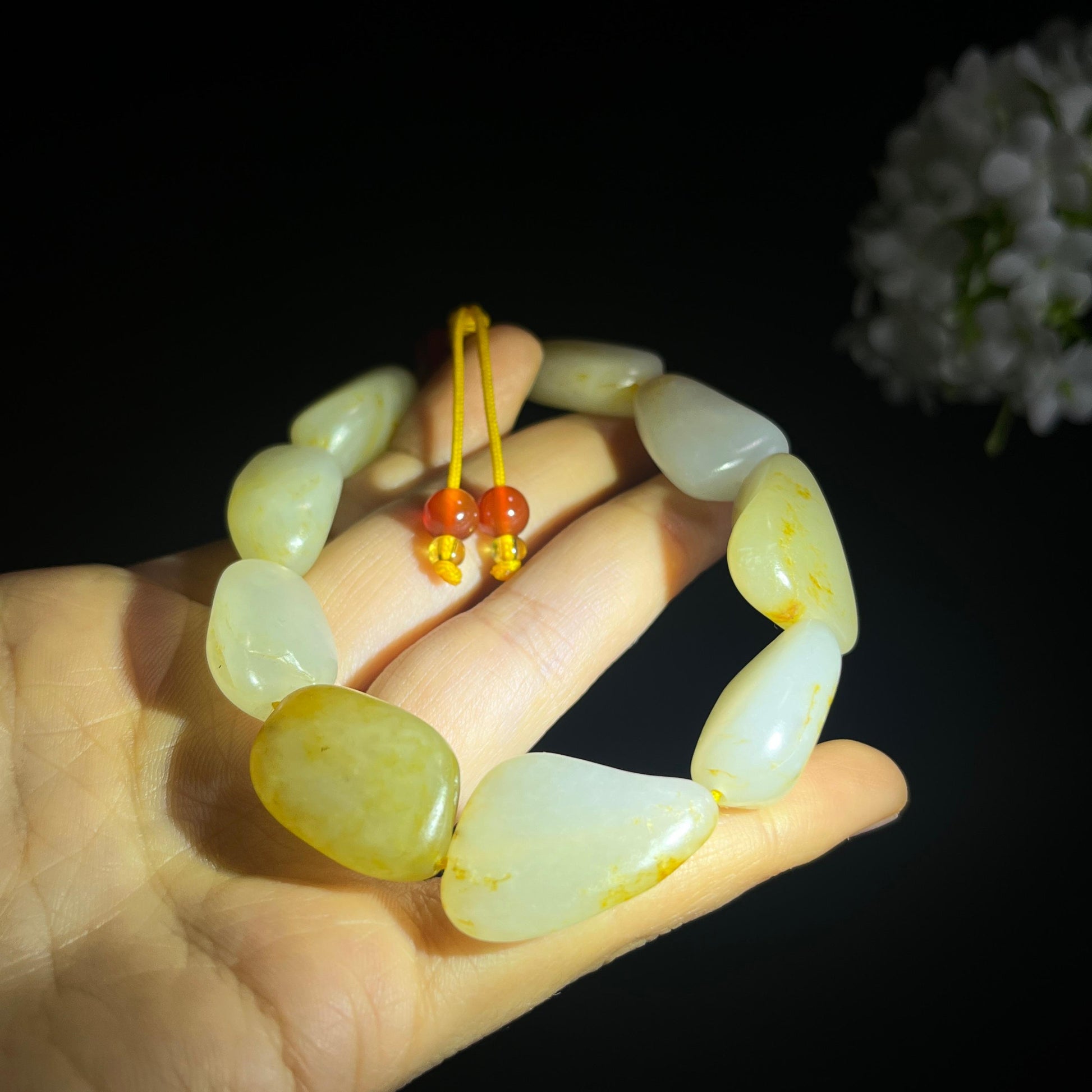 和田玉白玉洒金皮“金芒雪魄”籽料原籽手串（yc320518）