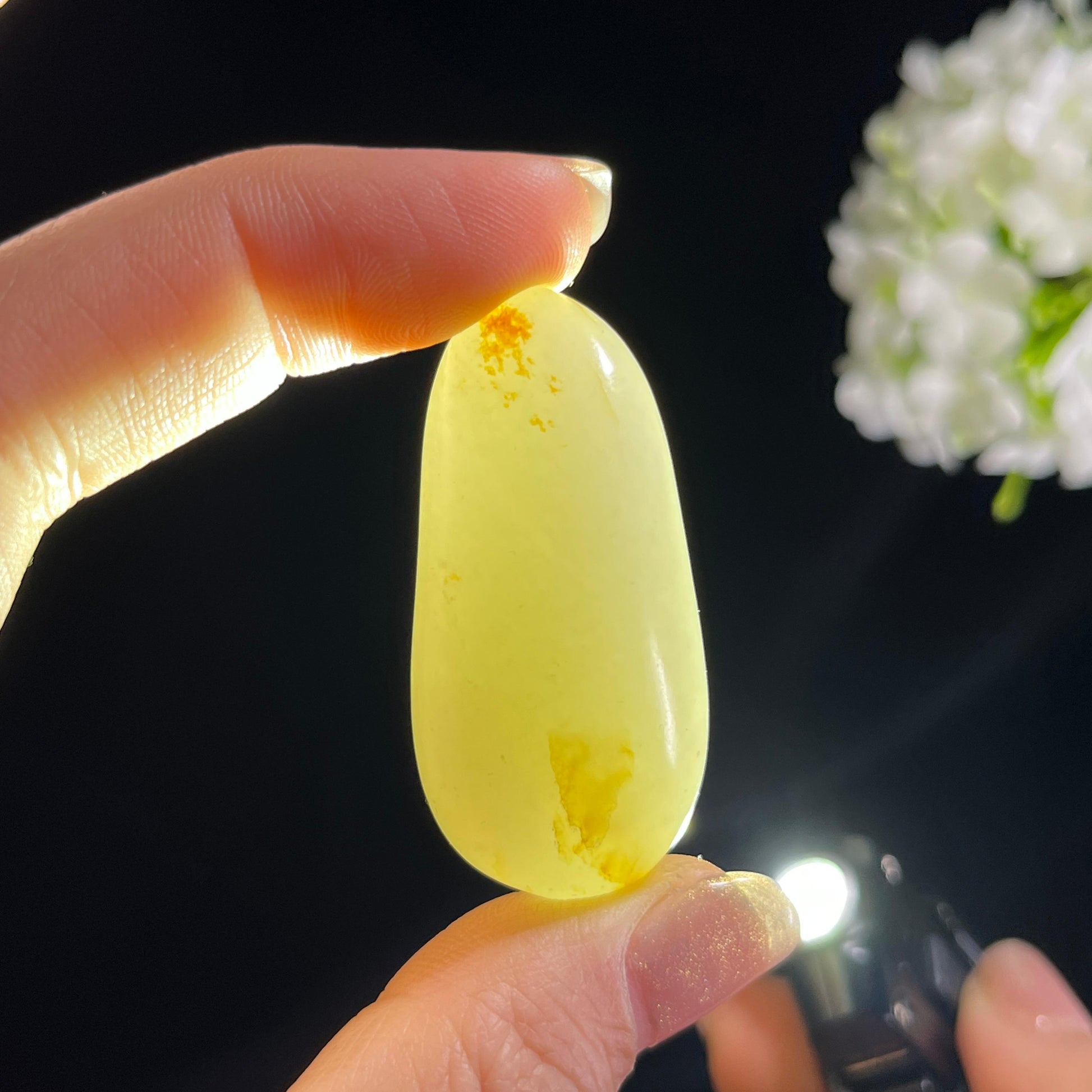 和田一级白玉洒金皮籽料原石（yc298012）