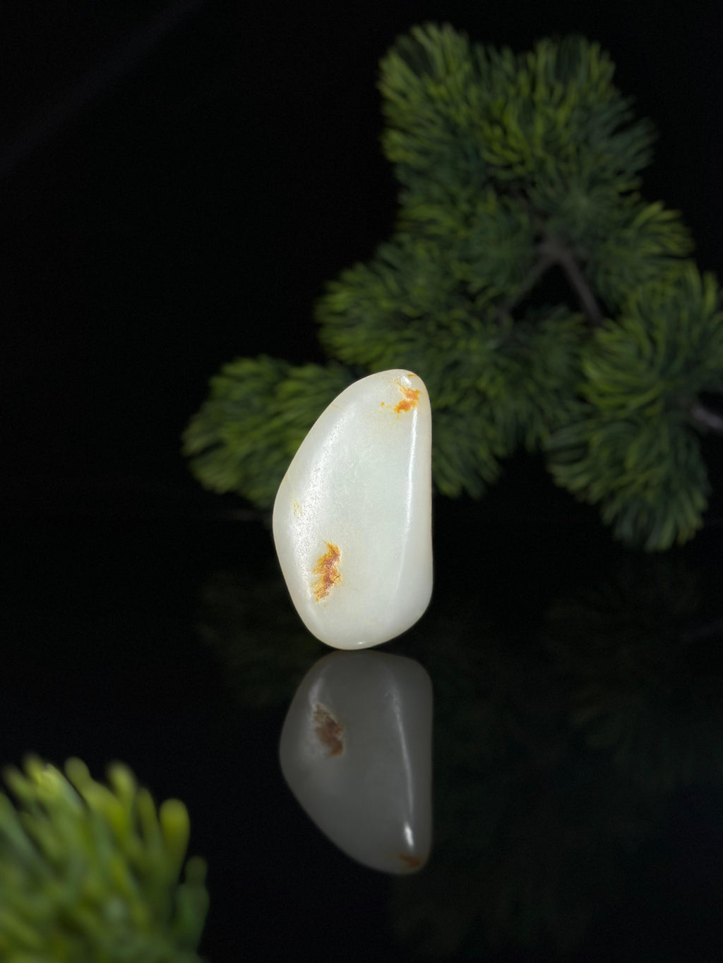 新疆和田玉白玉洒红皮精品籽料手把件（yc504801）