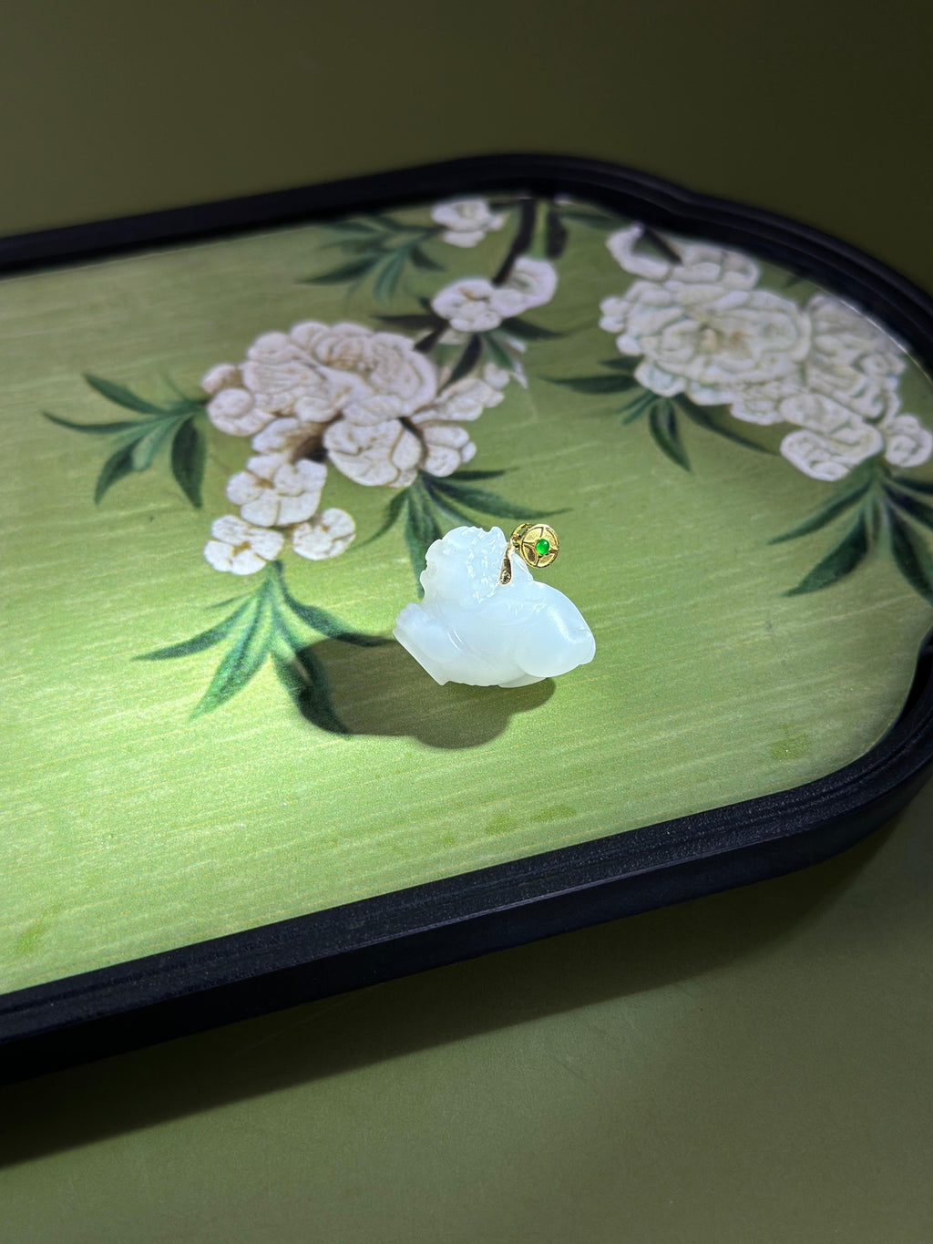 和田玉 18K 金镶白玉貔貅挂件（yc763933）
