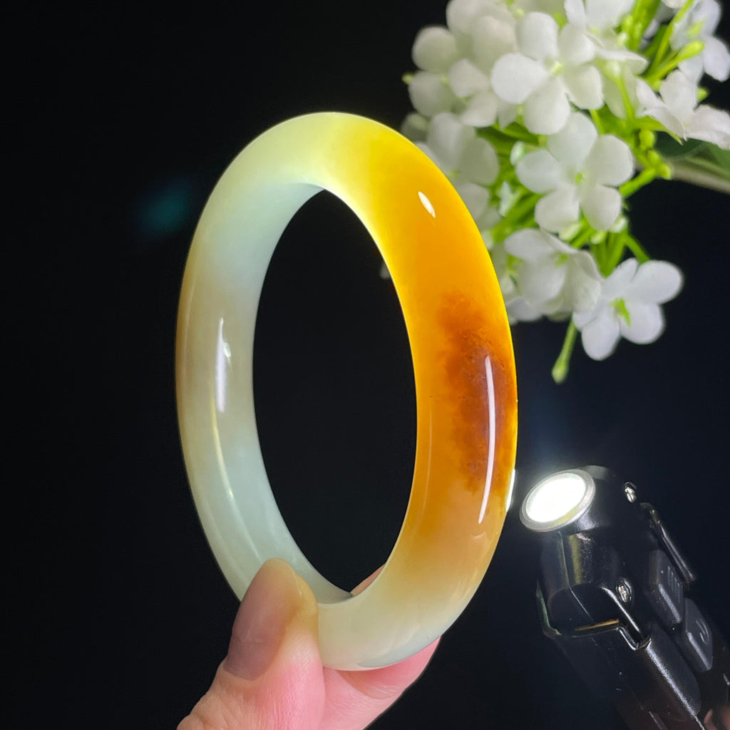 和田玉且末料“金雪同心”糖白玉手镯（卡56）（yc315393）