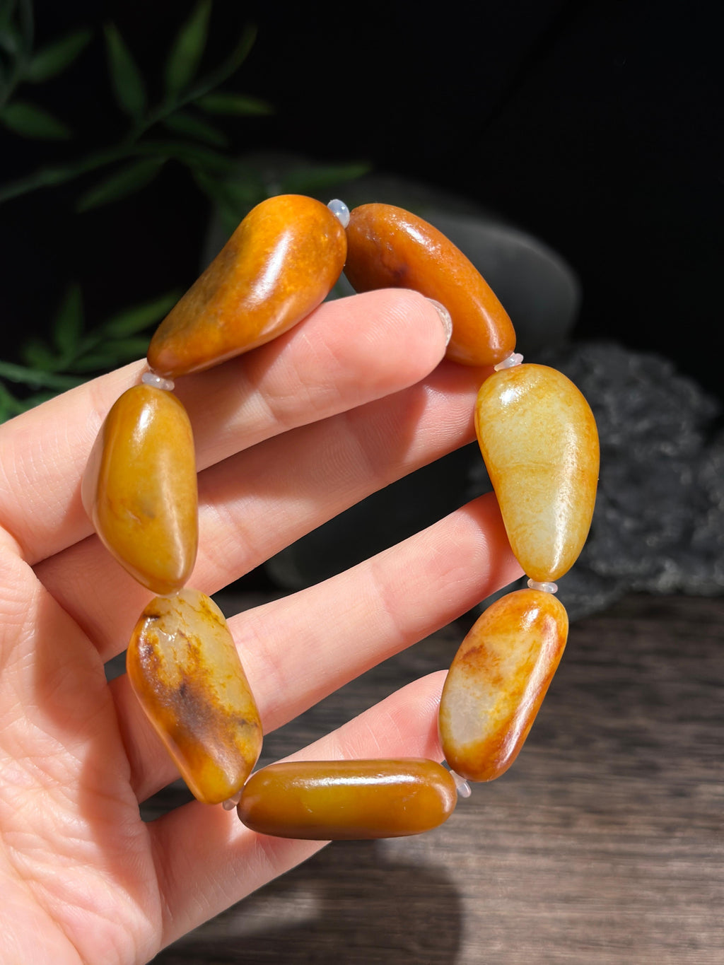 新疆和田玉精品红皮洒金皮红沁原籽手串（7颗）（yc722789）