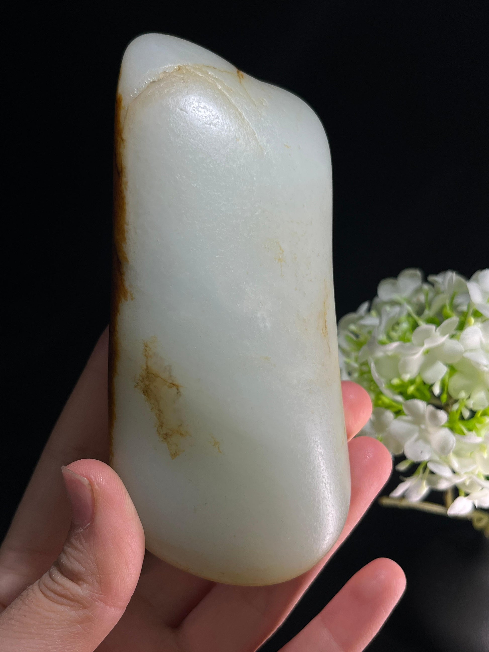 新疆和田玉收藏级红皮白肉籽料原石（yc253258）