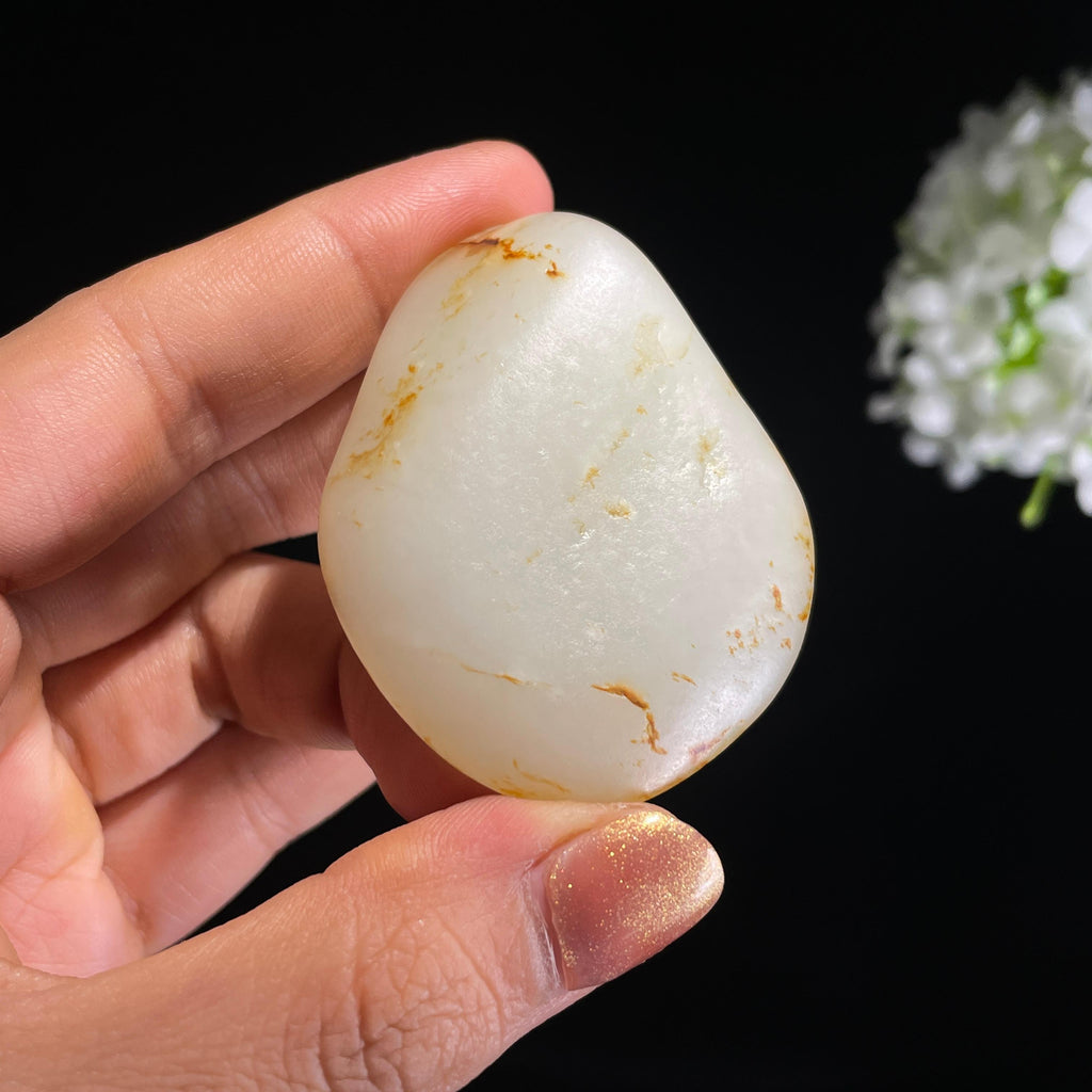 和田玉“散金缠雪”白玉洒红皮籽料（yc426222）