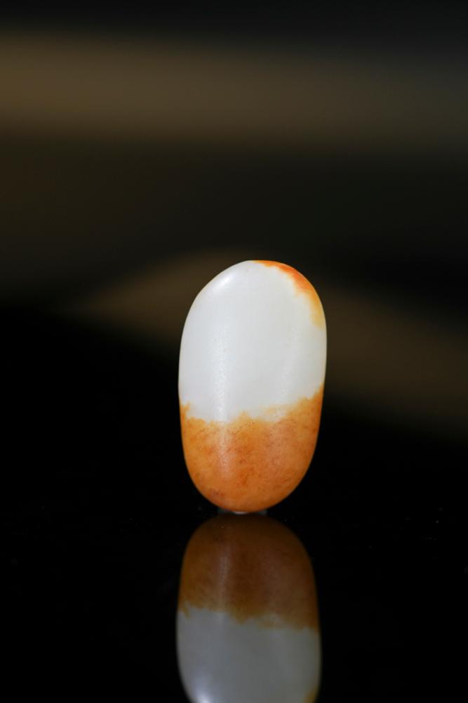 新疆和田玉黄皮洒金皮“金沁凝脂”籽料原石（yc251715）