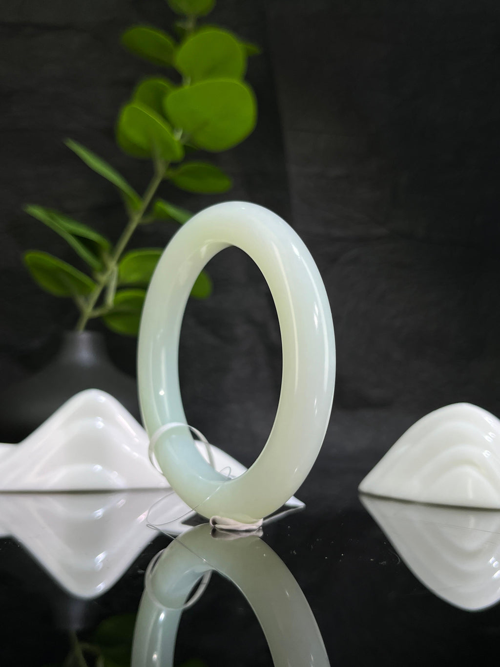 和田玉高青白手镯（56卡）（yc231980）