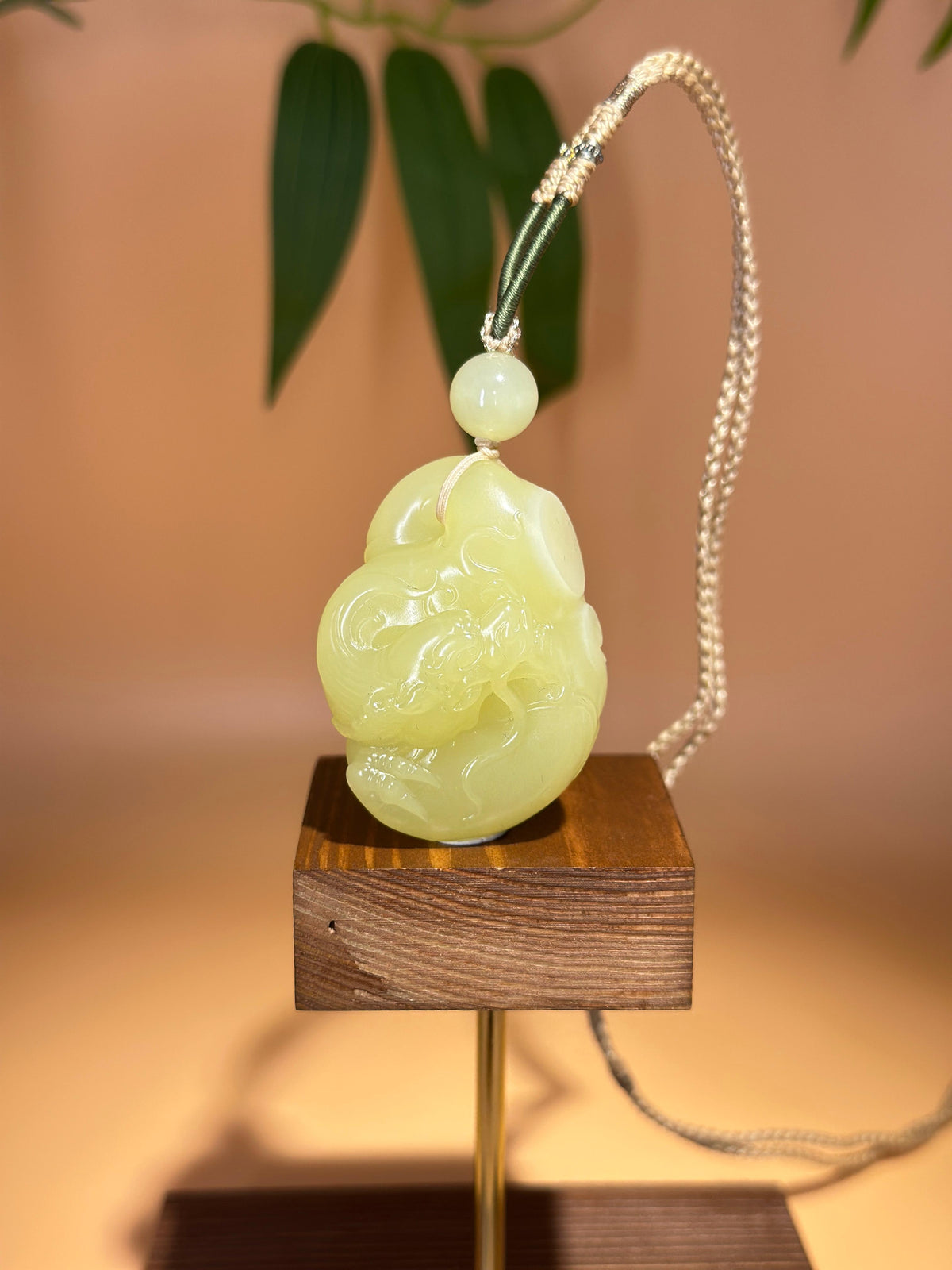 和田玉黄口料貔貅吊坠（yc760533）