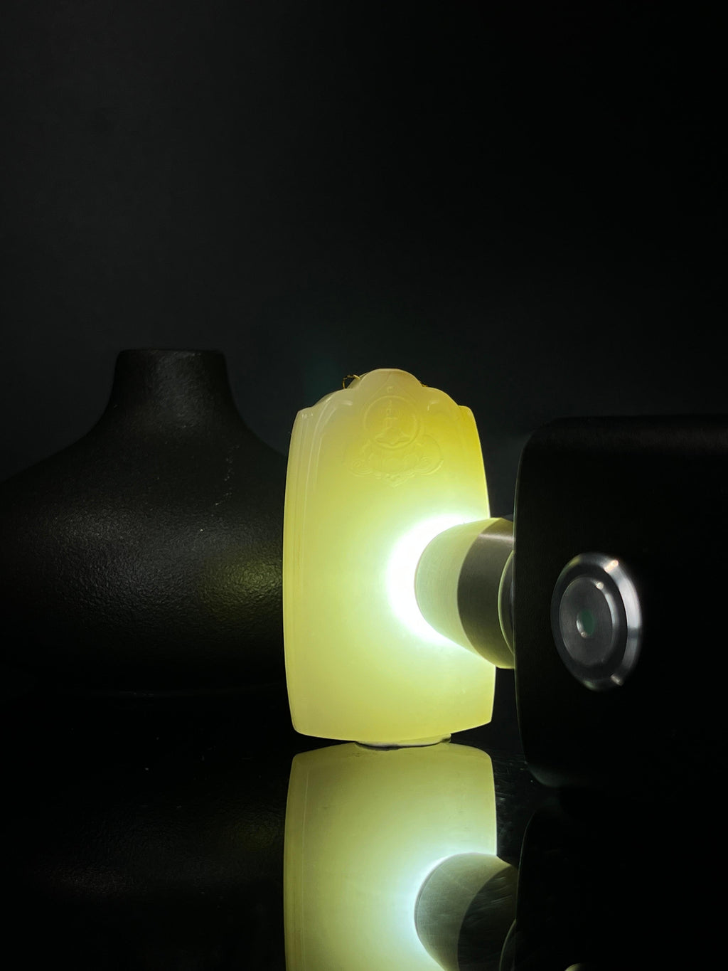 和田玉且末雕刻无相佛题材无事牌（yc241016）