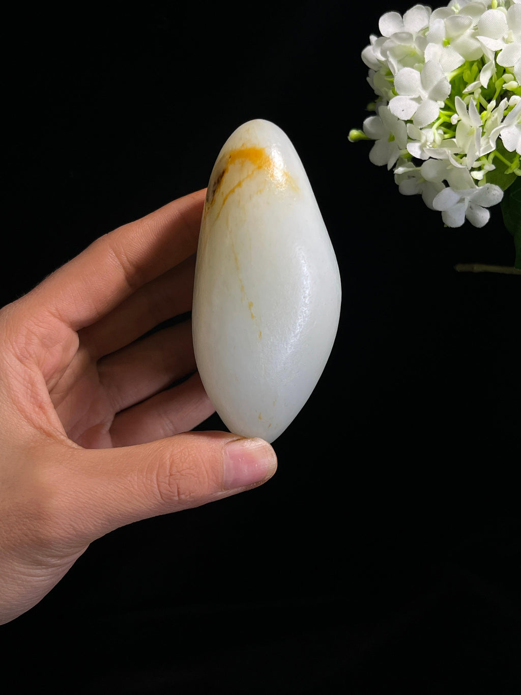 和田玉一级白洒金皮籽料原石（yc260408）