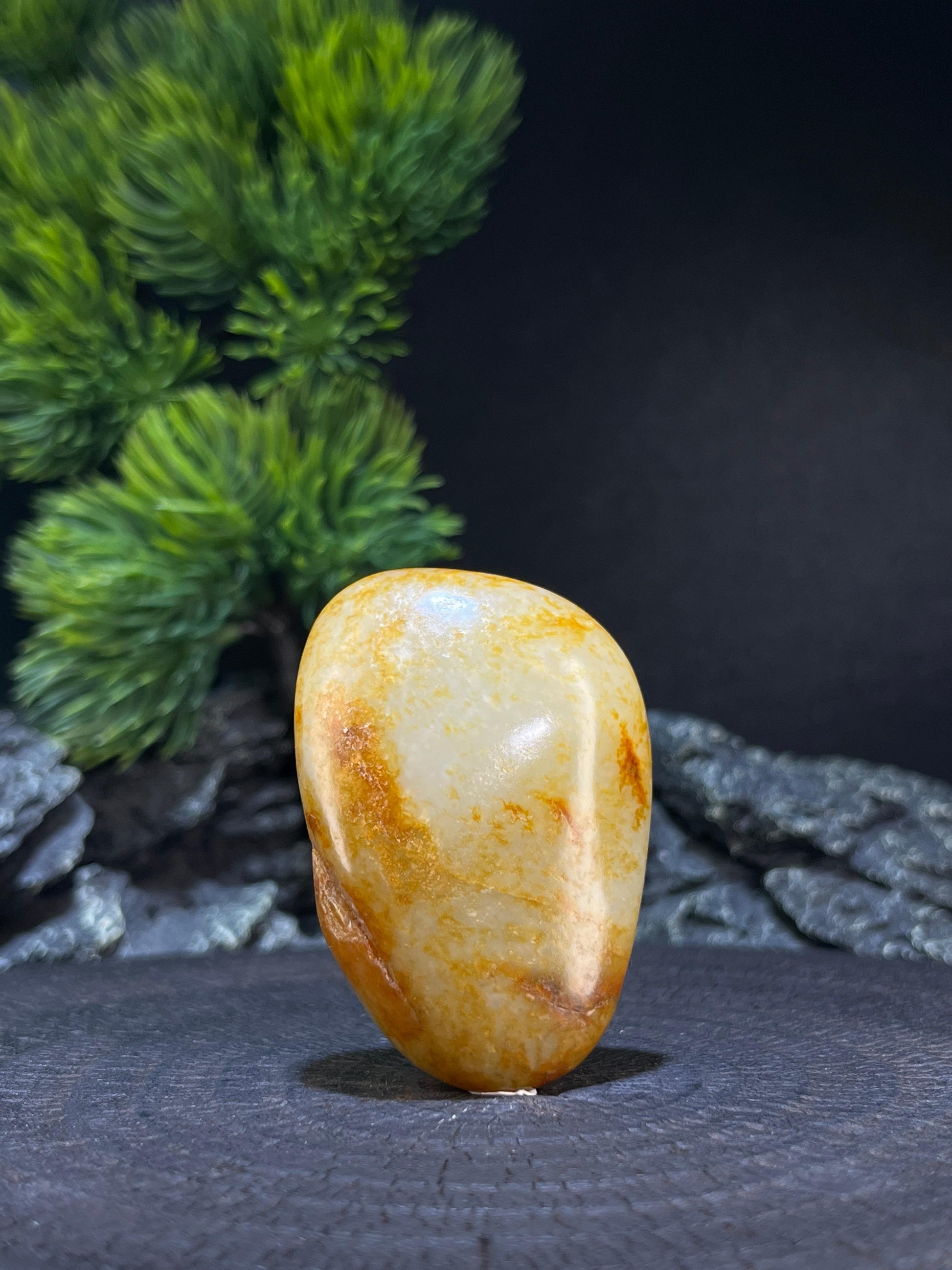 新疆天然和田玉白玉洒金皮籽料原石挂件（yc224180）