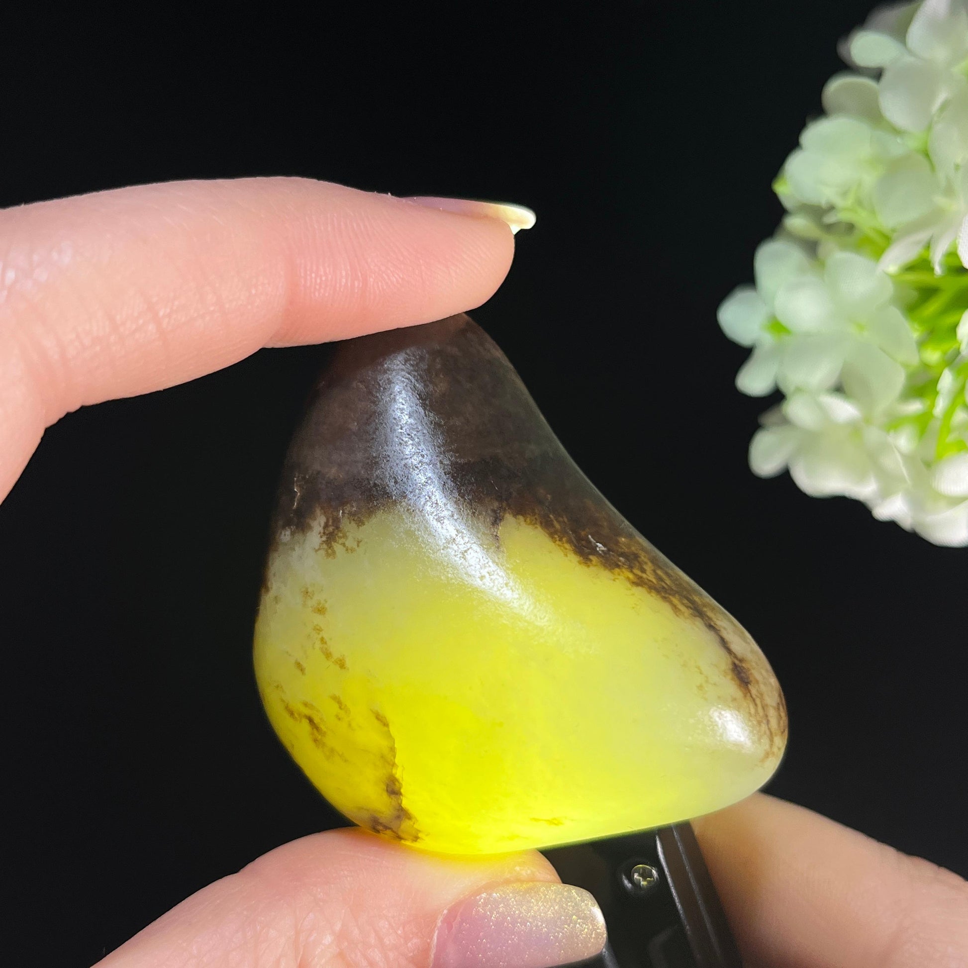 和田玉青白玉“青山远黛”聚黑皮秋梨皮籽料（yc361318）