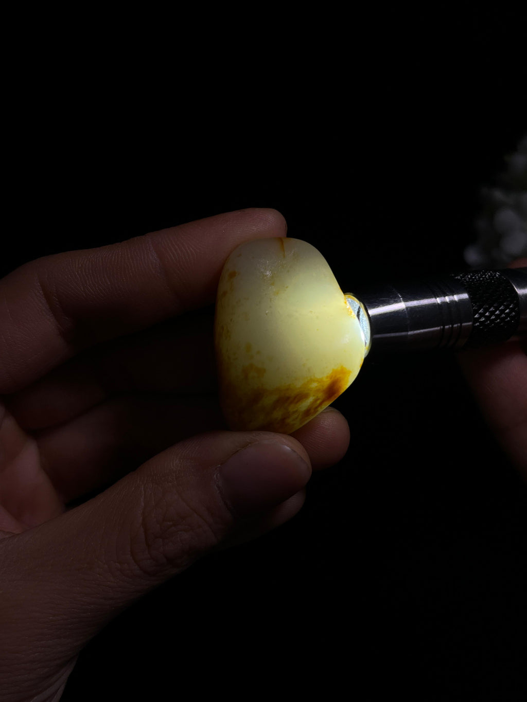 新疆天然和田玉白玉籽料原石挂件（yc263753）