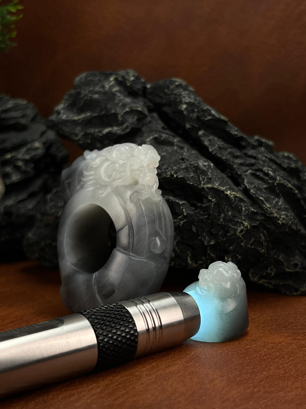 和田玉青花籽料龙形扳指（yc222733）