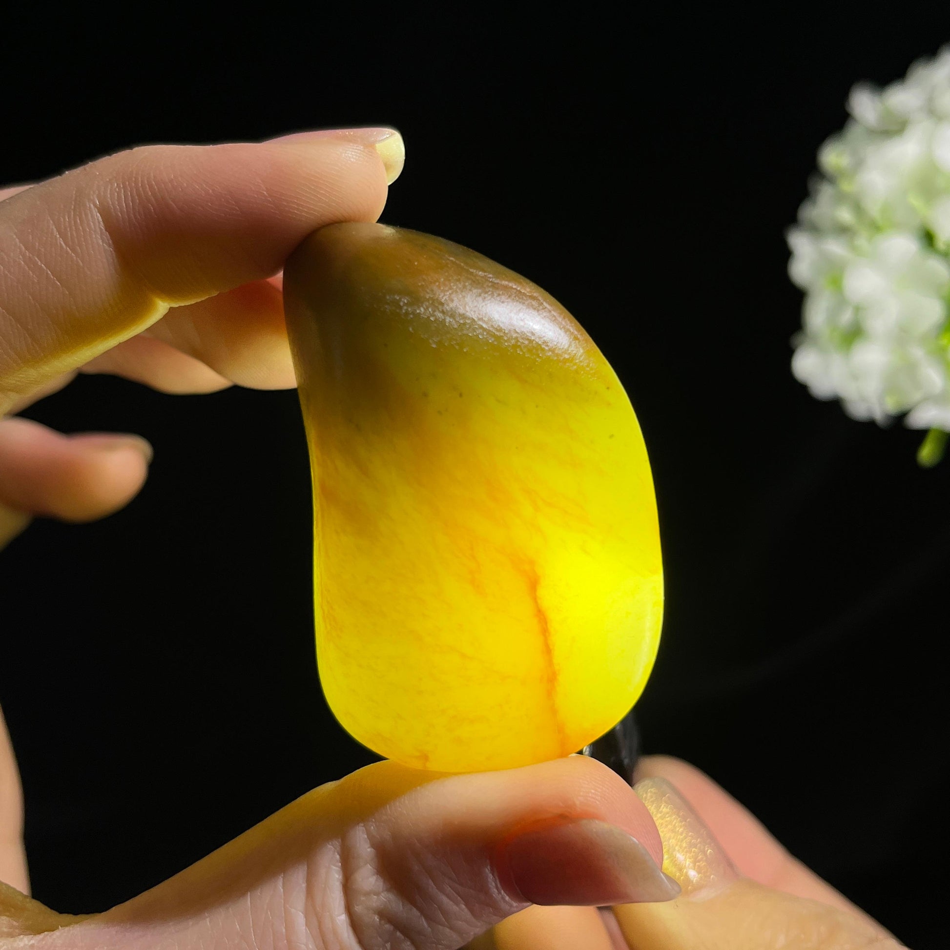 新疆天然和田玉“青霭焦糖”黄皮籽料原石（yc300262）