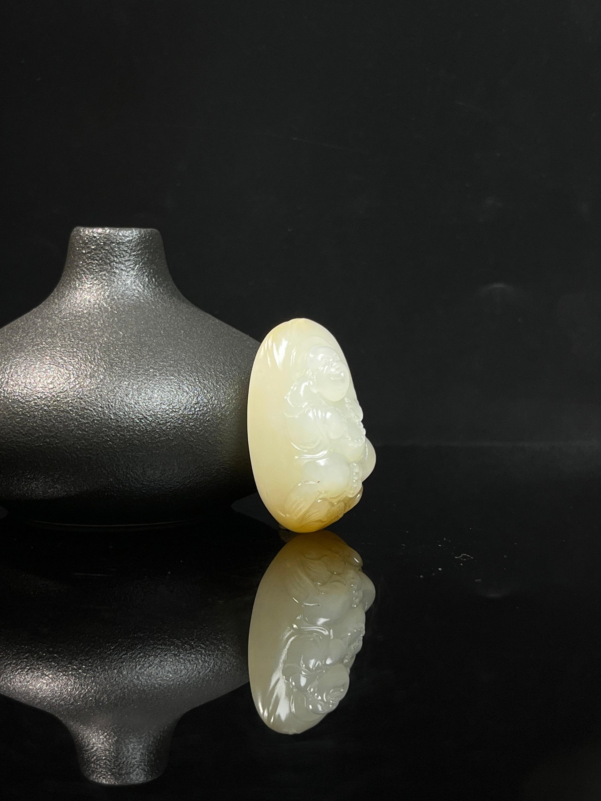 新疆和田玉若羌黄口料弥勒佛挂件（yc239992）