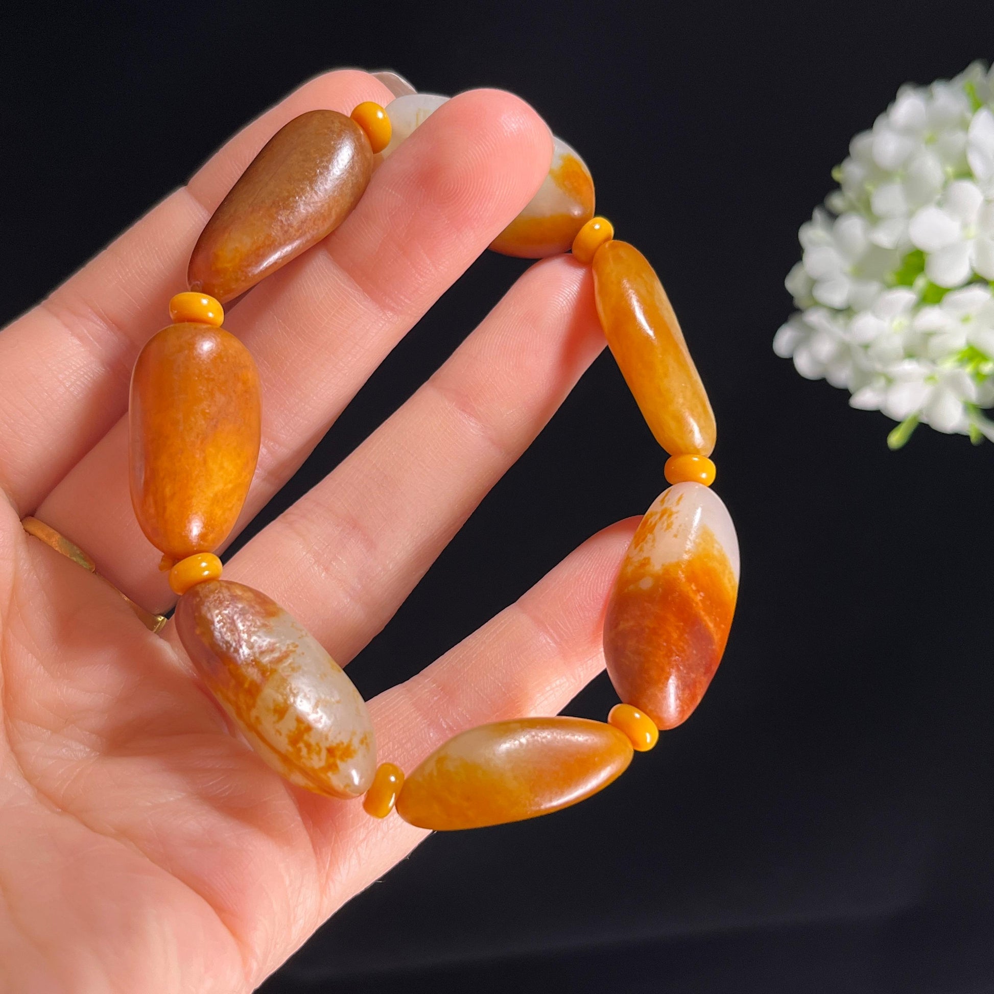 和田玉白玉洒金皮黄皮籽料手串（yc287865）